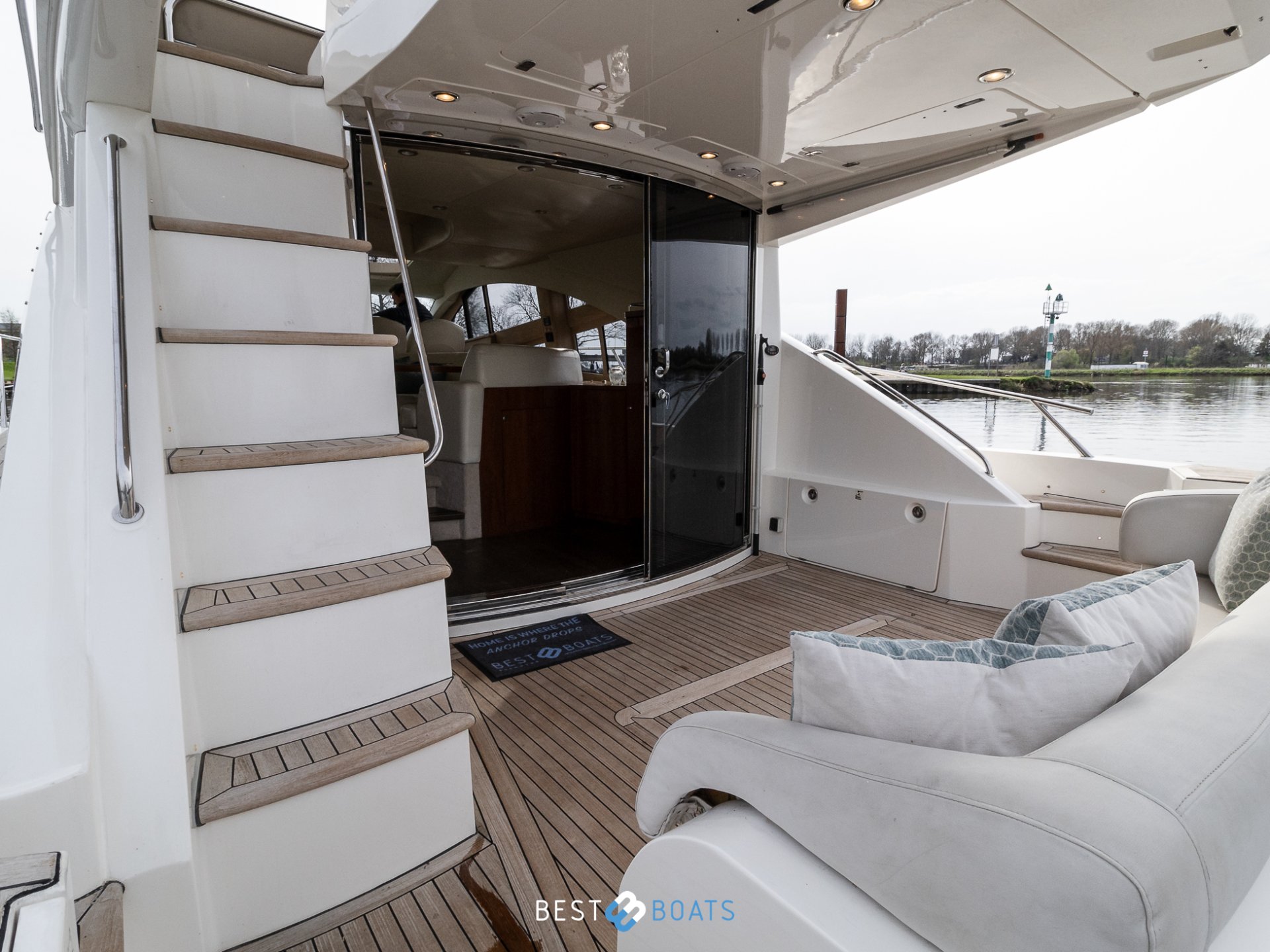 Sealine T50