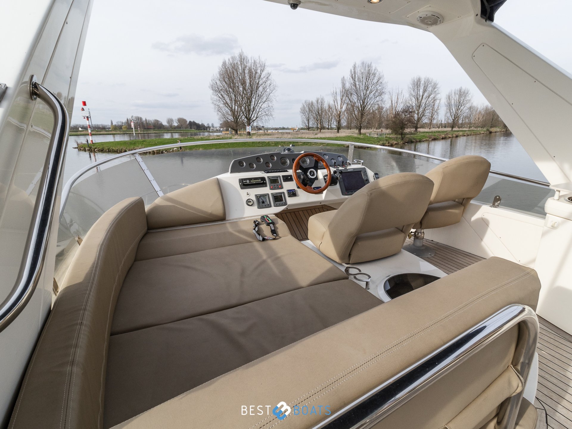 Sealine T50