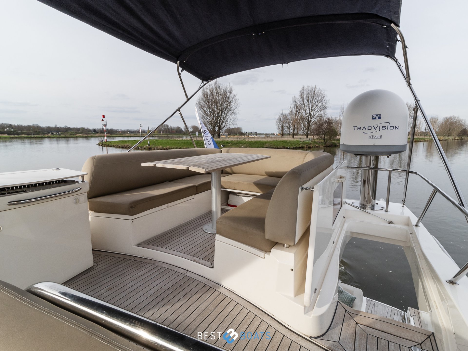 Sealine T50