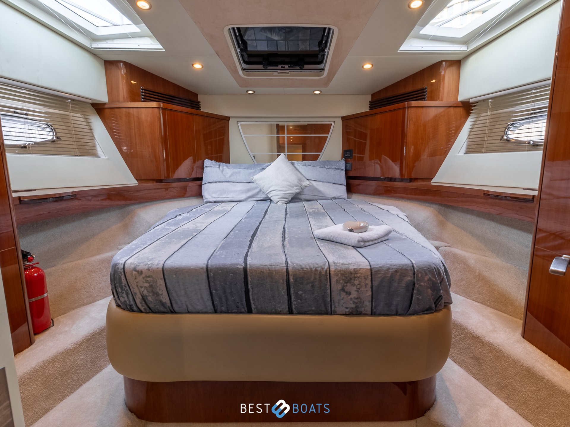 Sealine T50