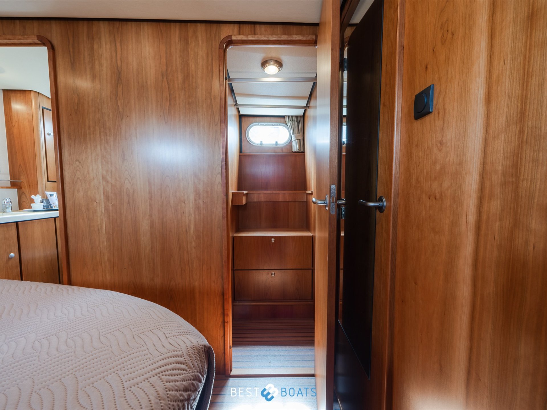 Linssen Grand Sturdy 43.9 AC