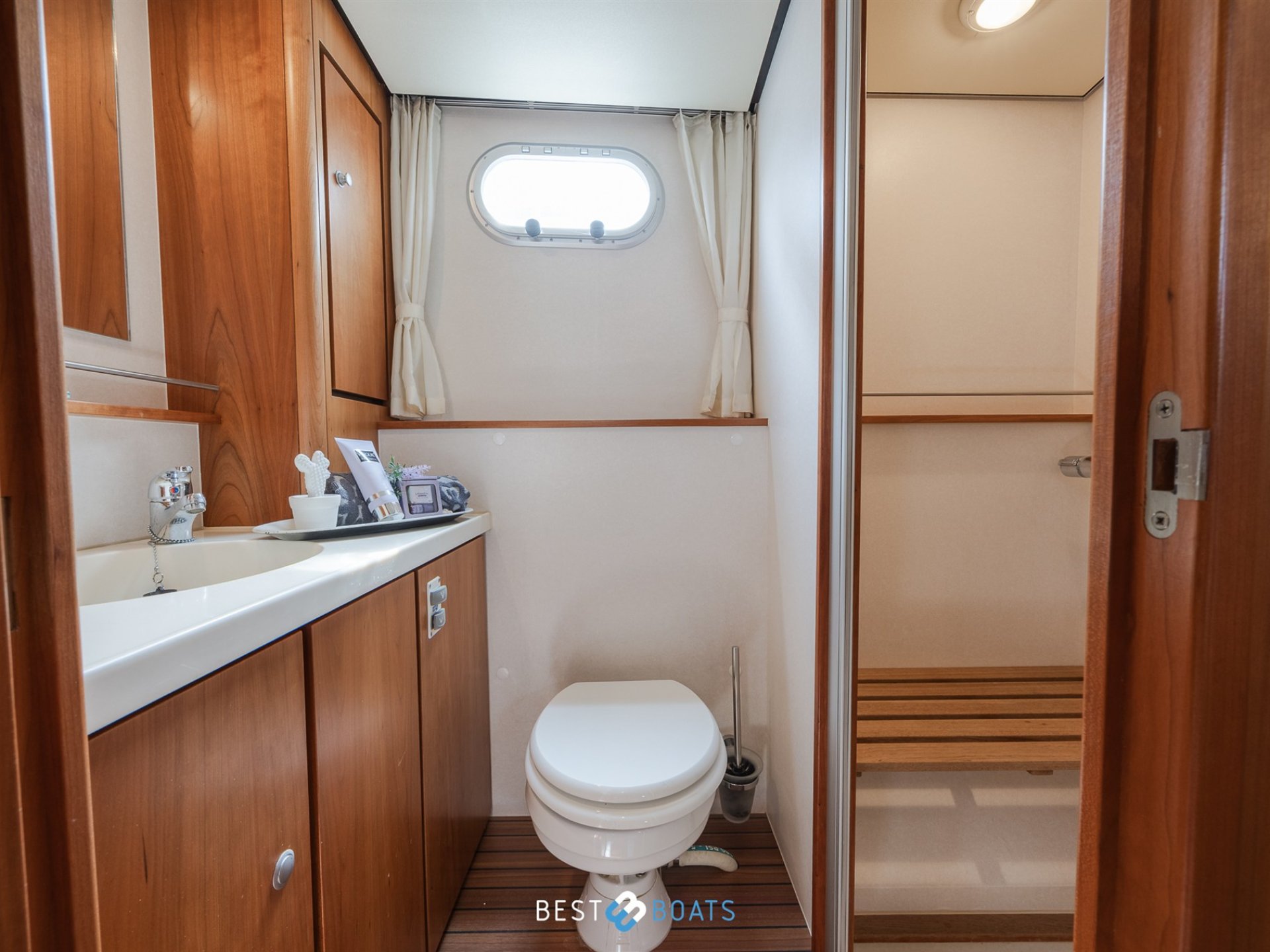 Linssen Grand Sturdy 43.9 AC