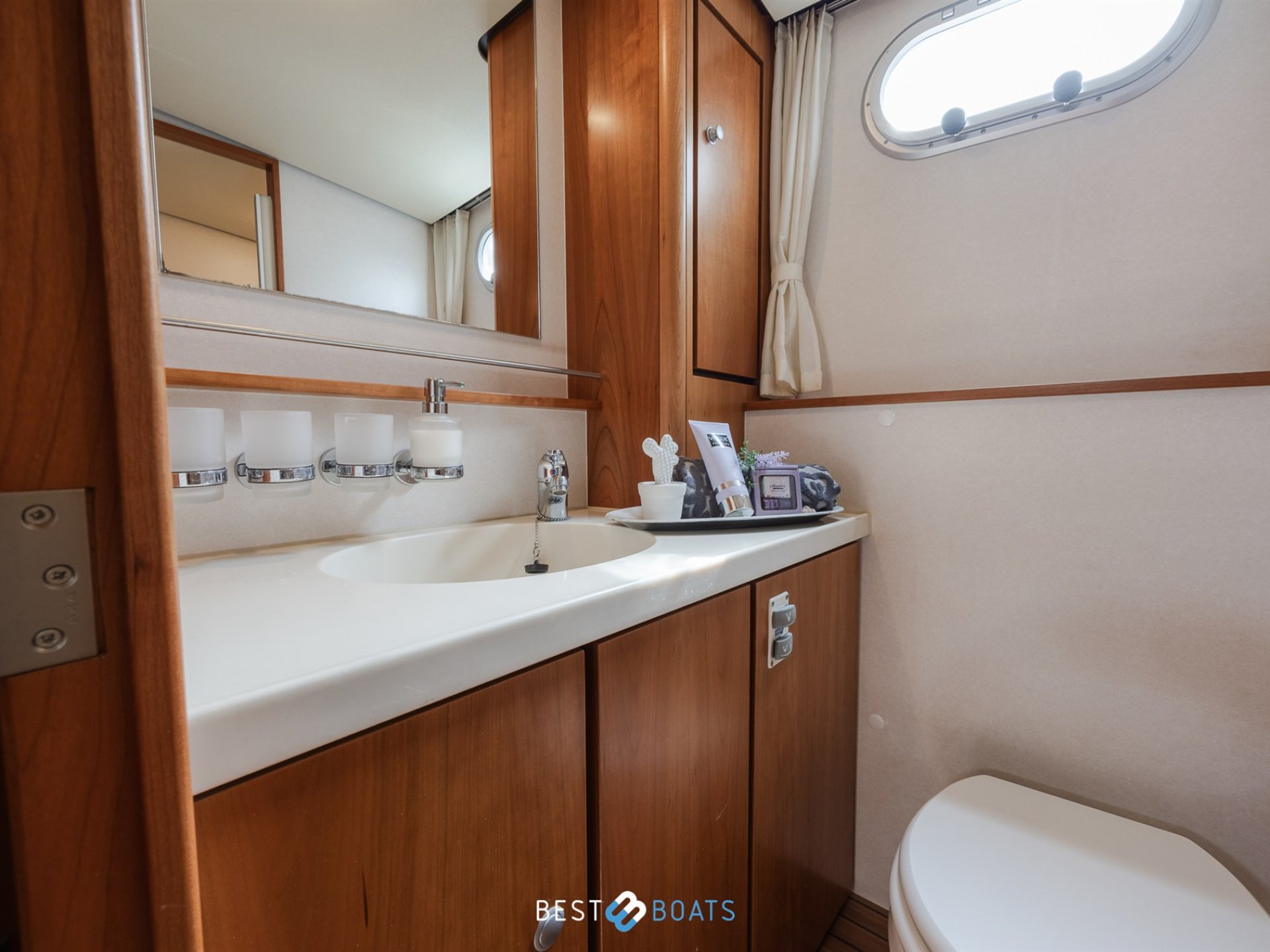 Linssen Grand Sturdy 43.9 AC