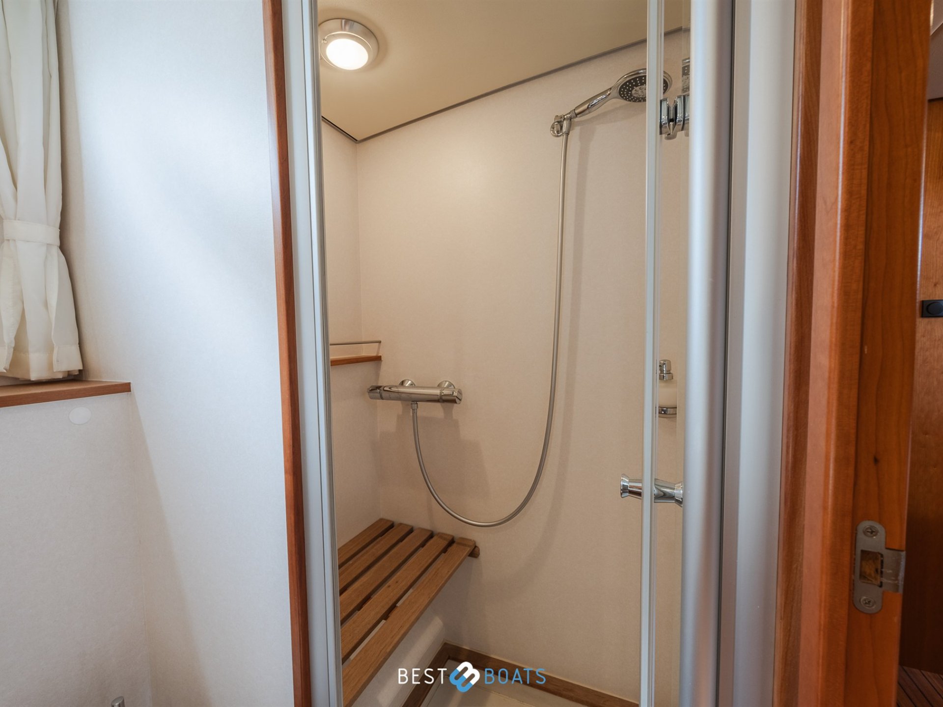 Linssen Grand Sturdy 43.9 AC