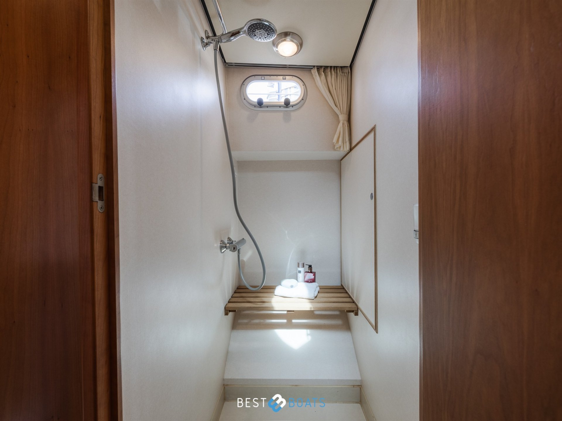 Linssen Grand Sturdy 43.9 AC