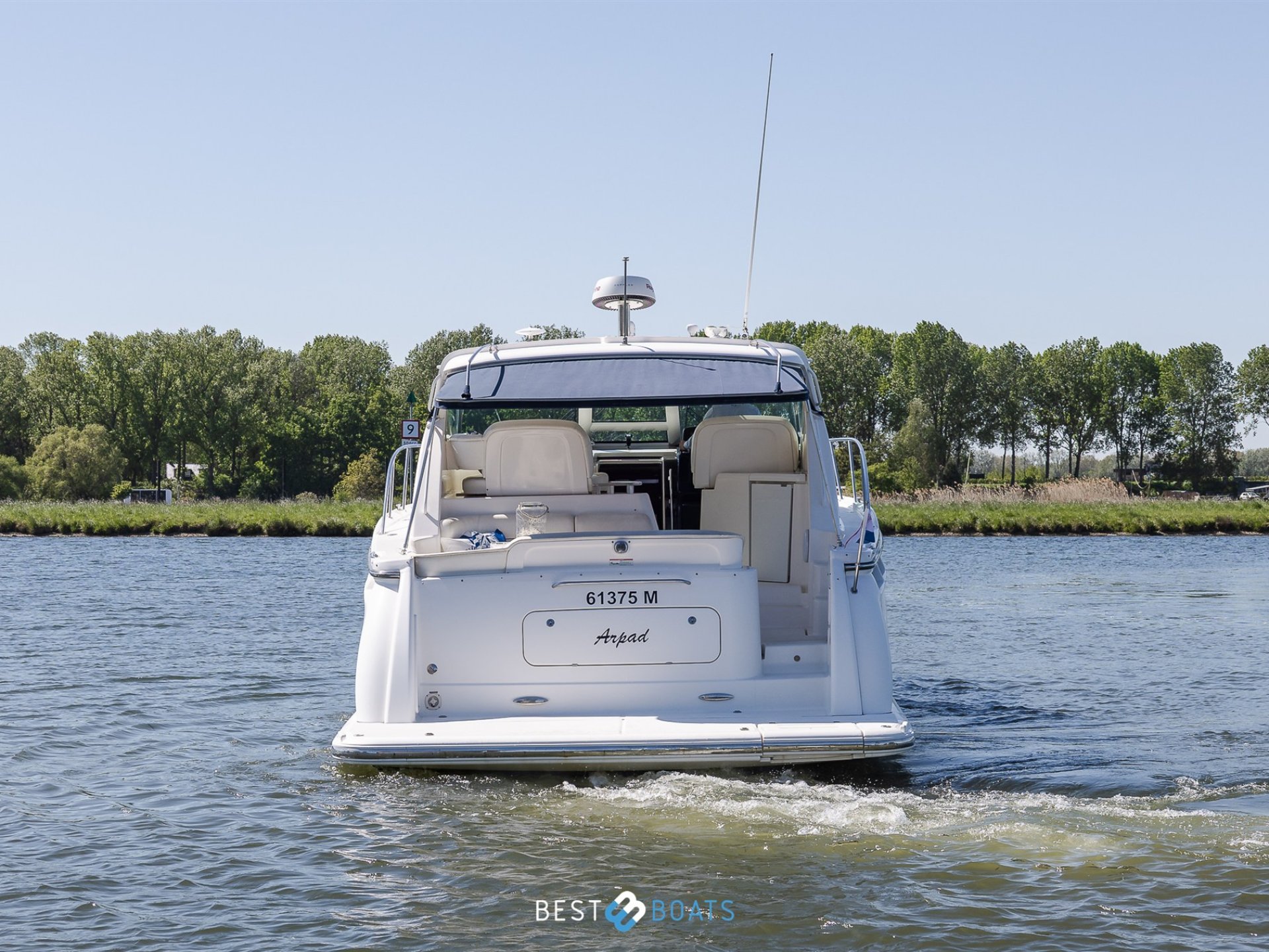 Tiara Yachts 4300 Sovran