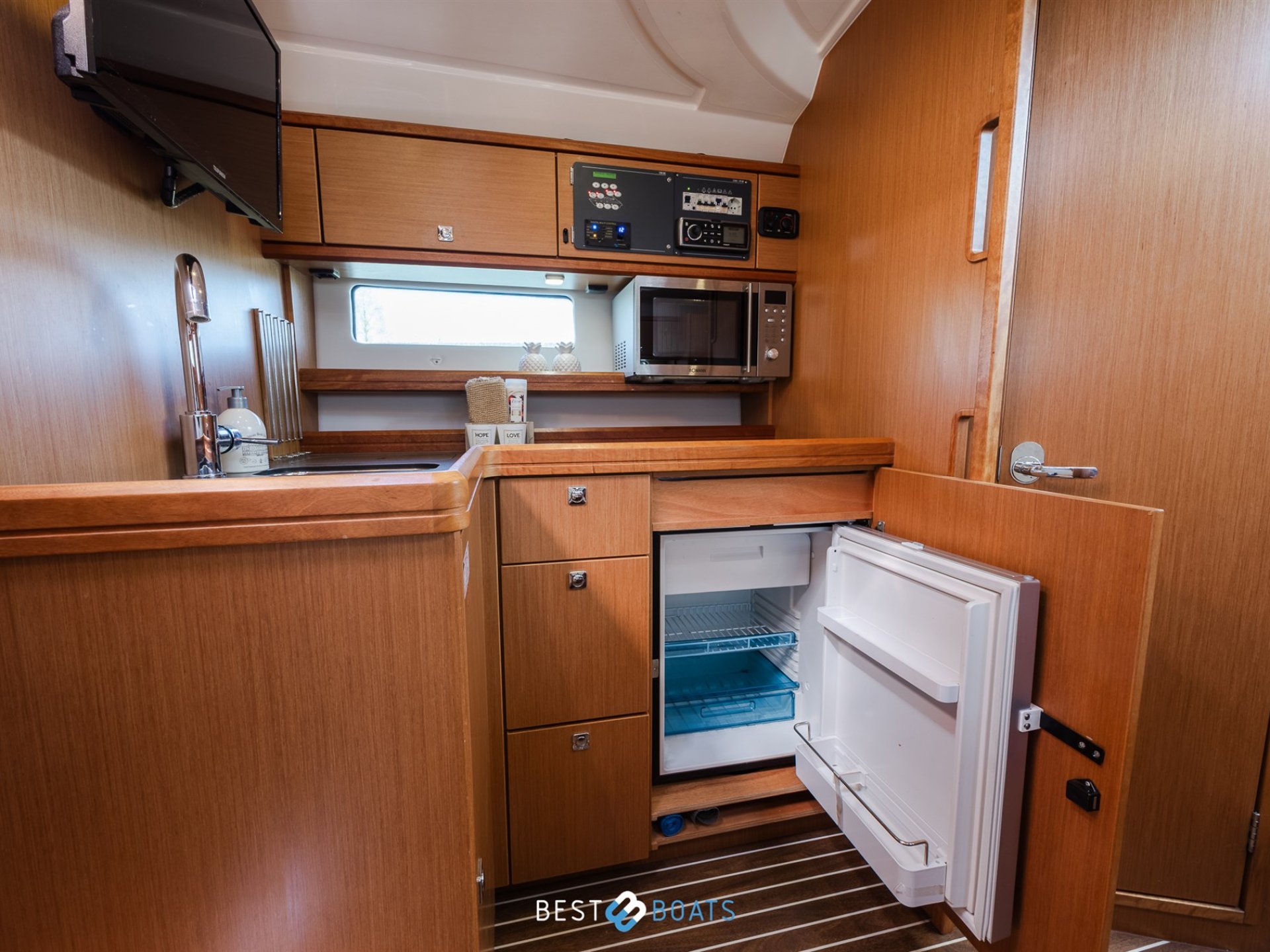 Bavaria 35 Sport UNDER OFFER