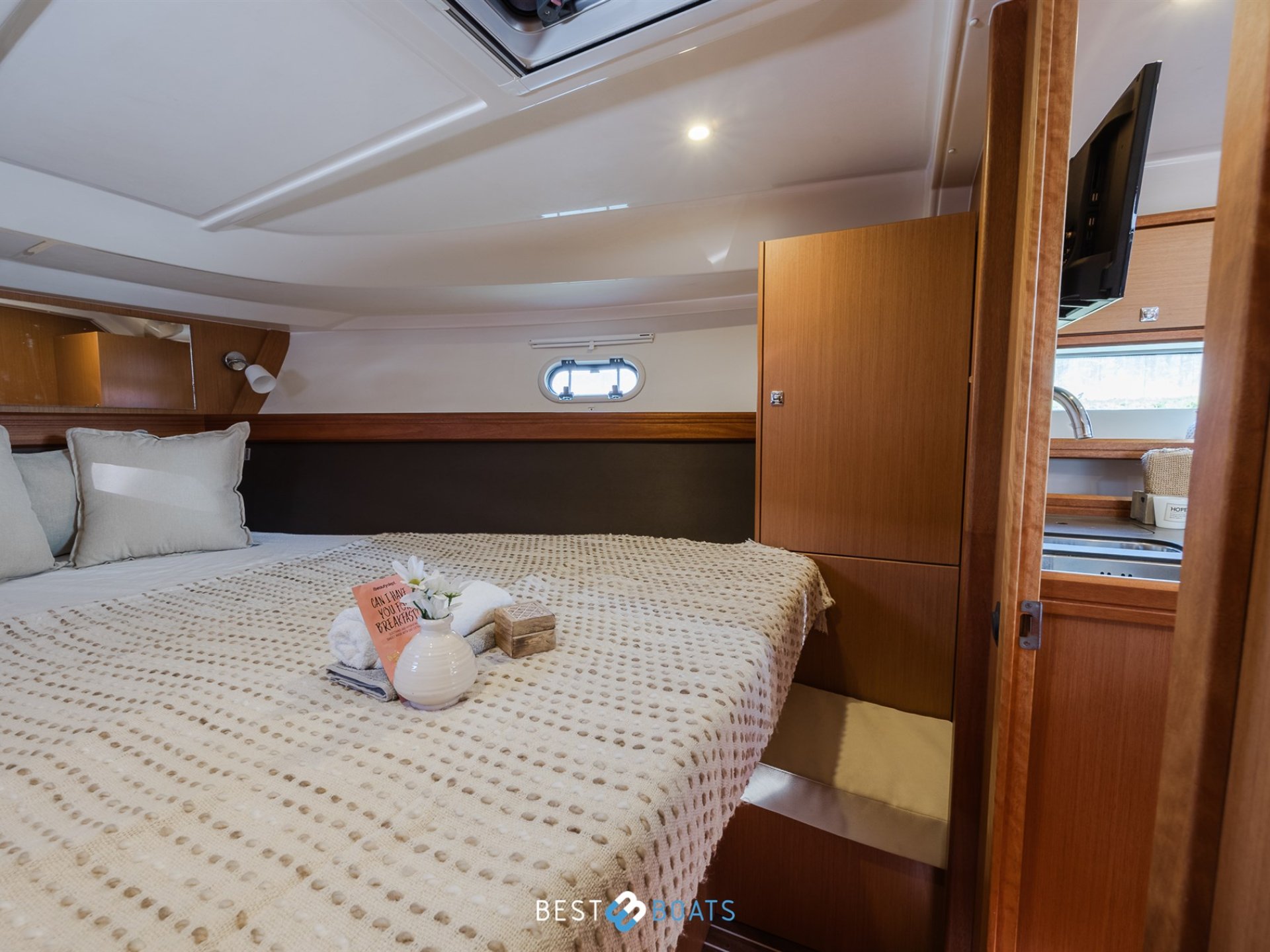 Bavaria 35 Sport UNDER OFFER