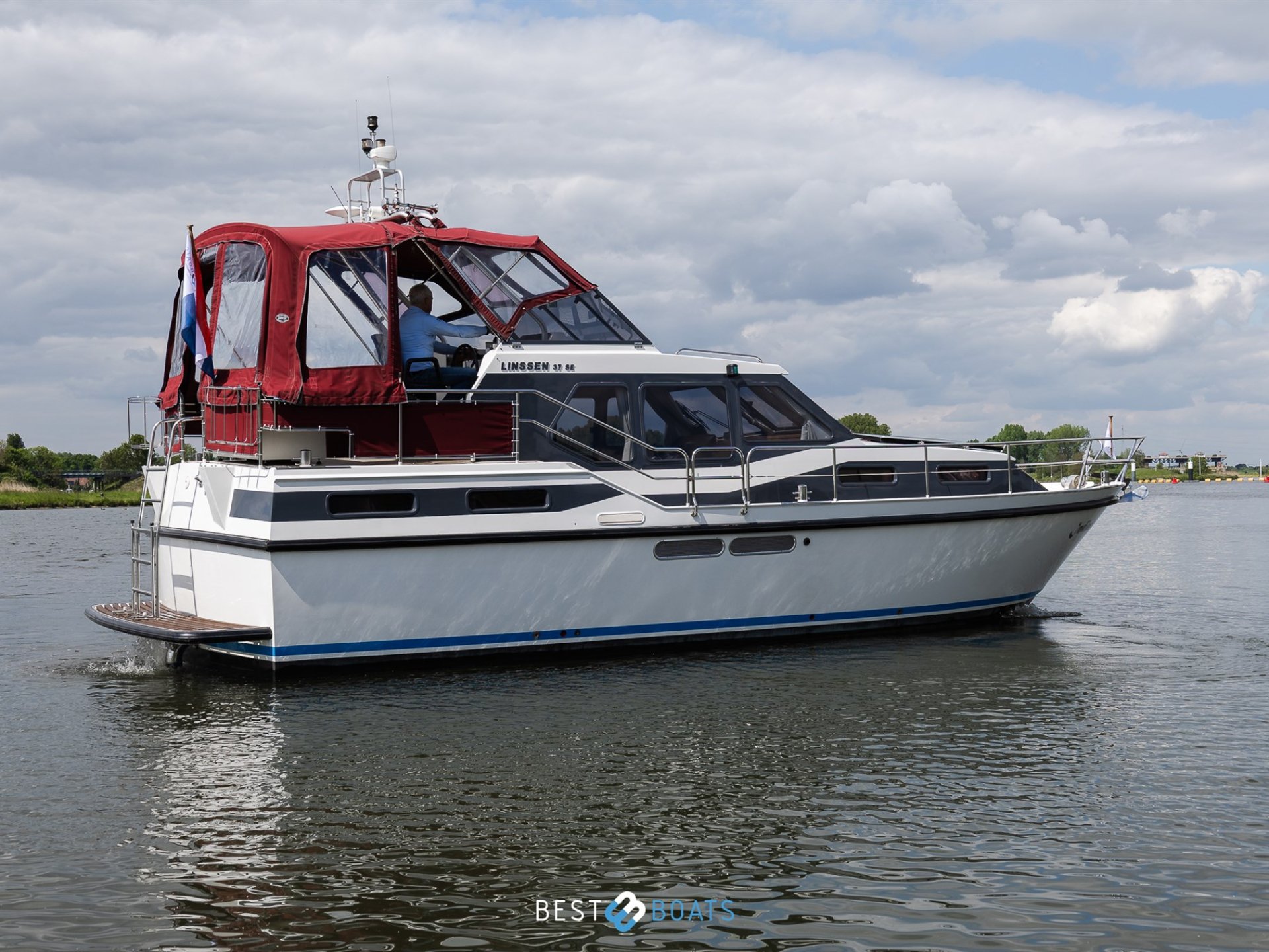 Linssen 37SE