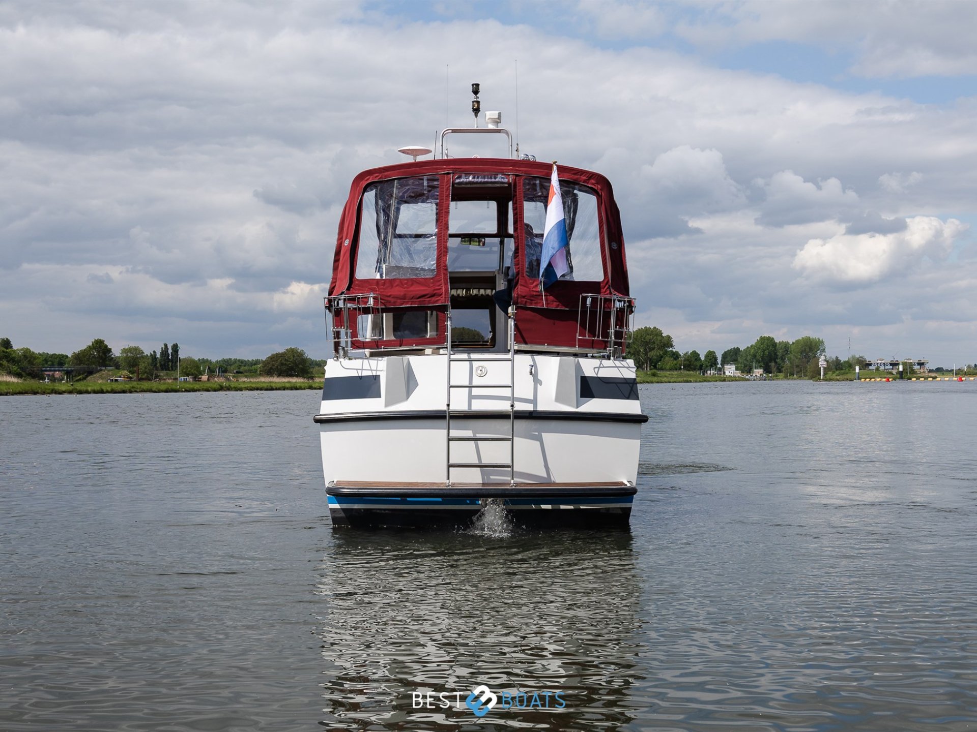 Linssen 37SE