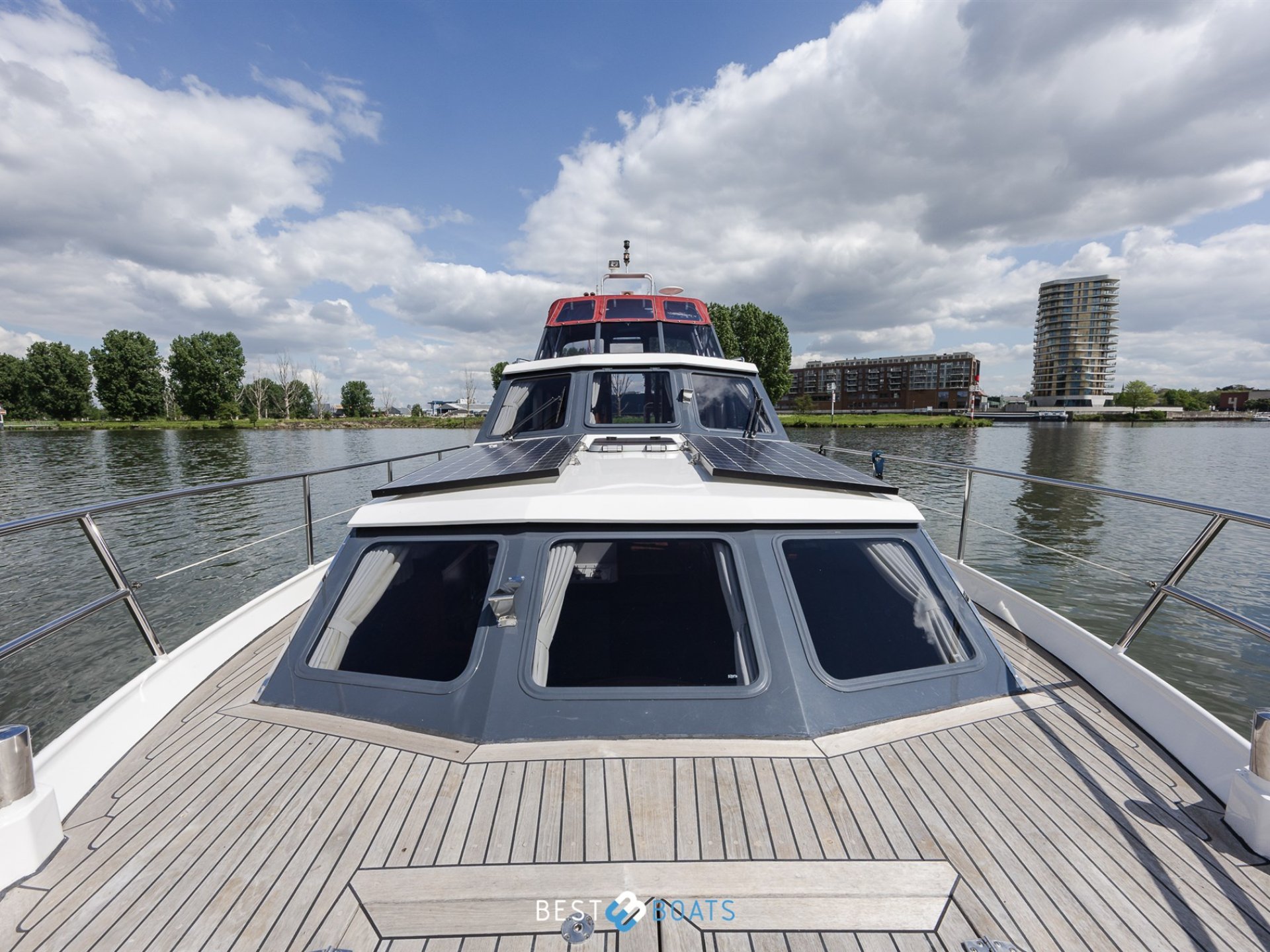 Linssen 37SE