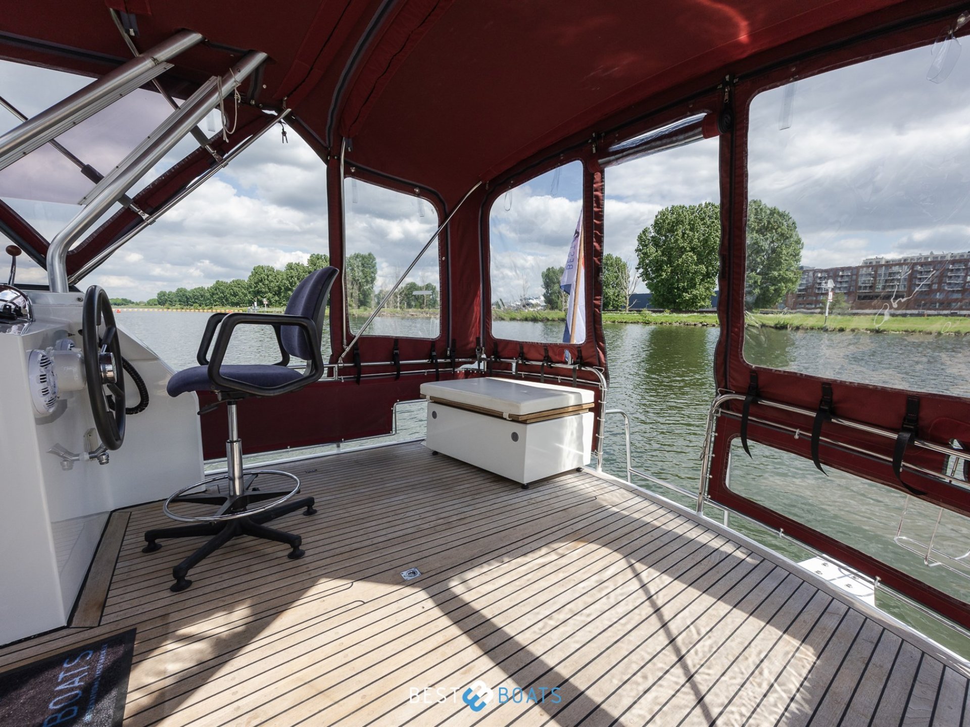 Linssen 37SE