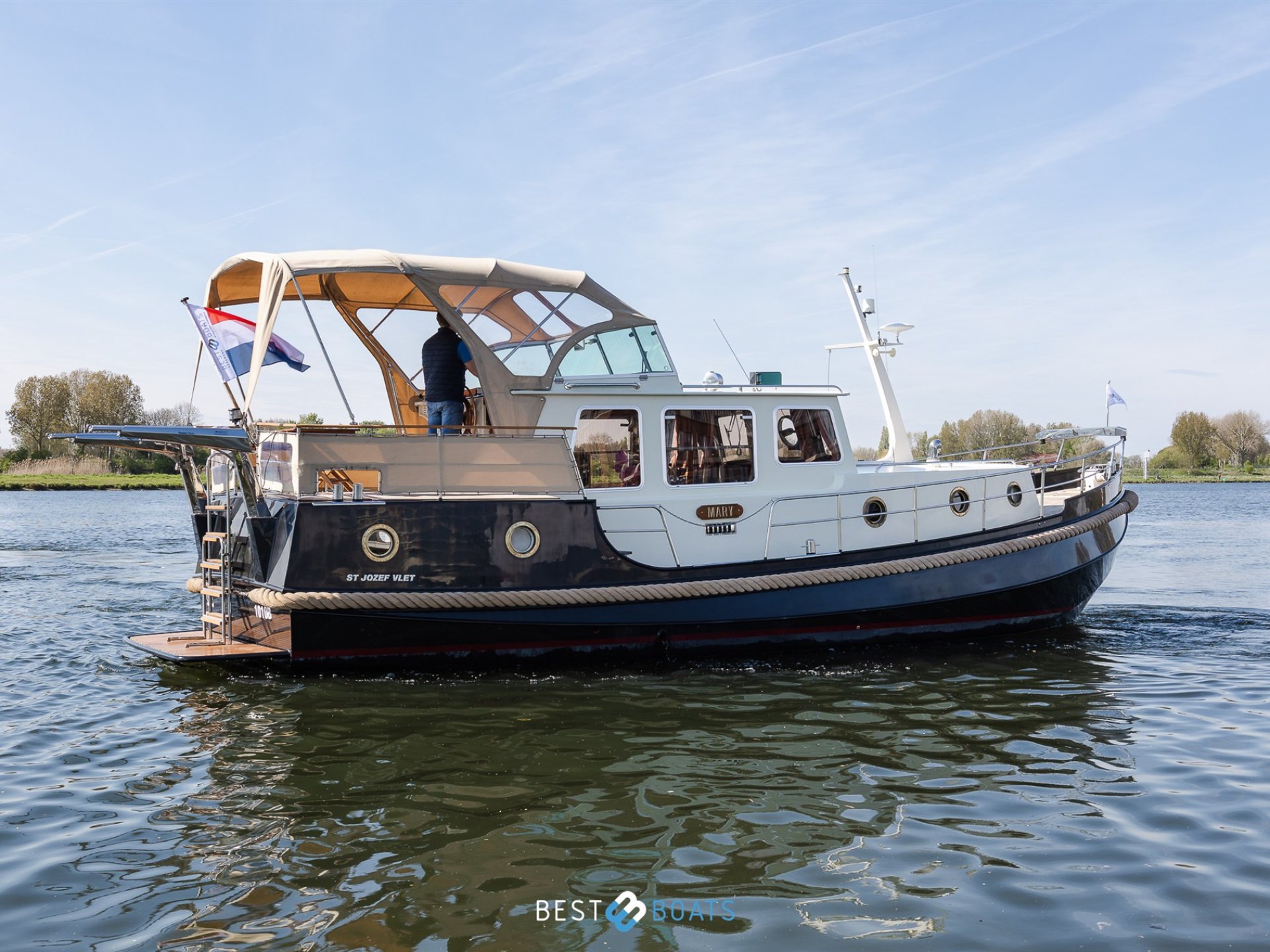 Linssen St. Jozef 1050 Salon