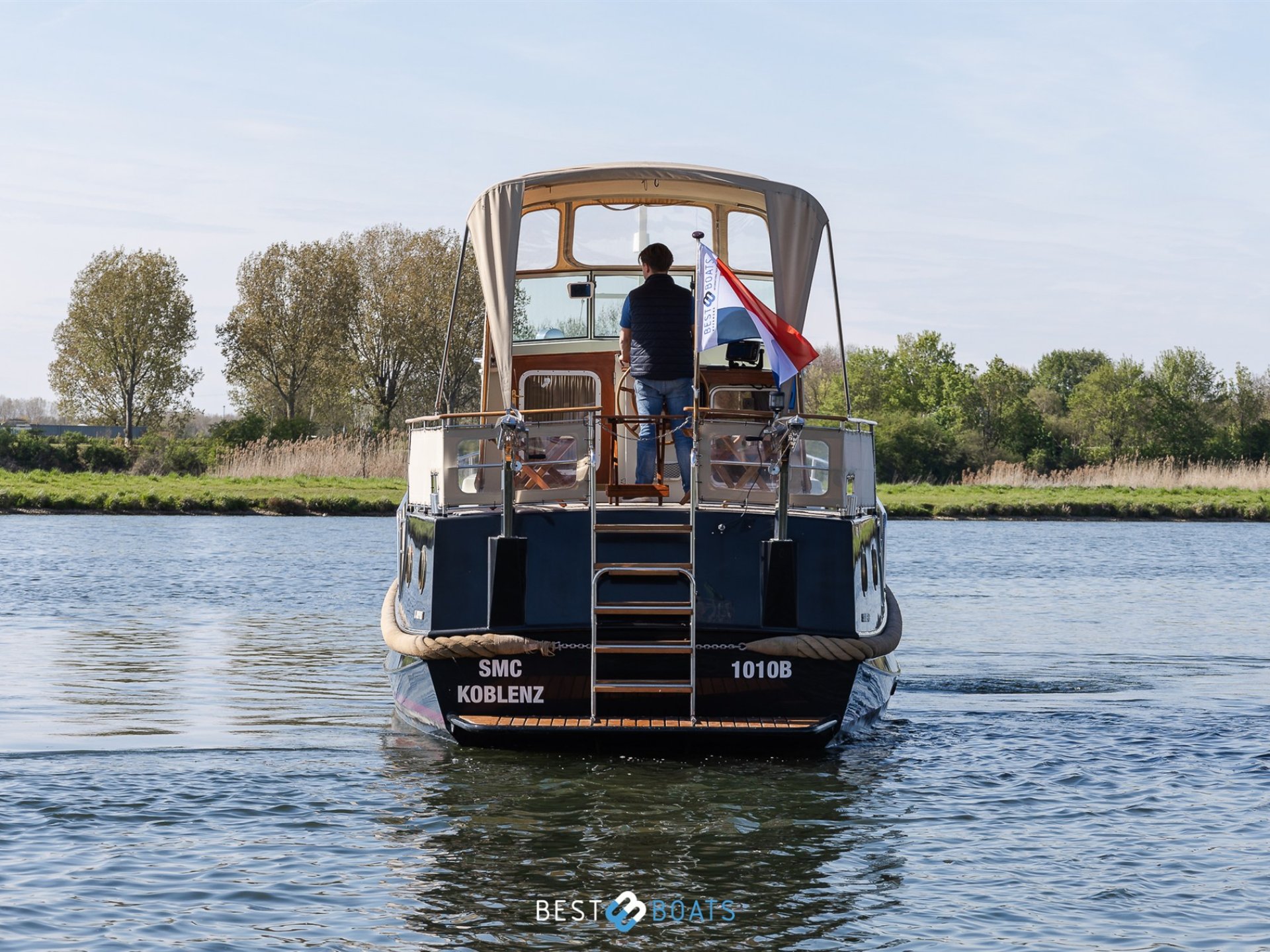 Linssen St. Jozef 1050 Salon