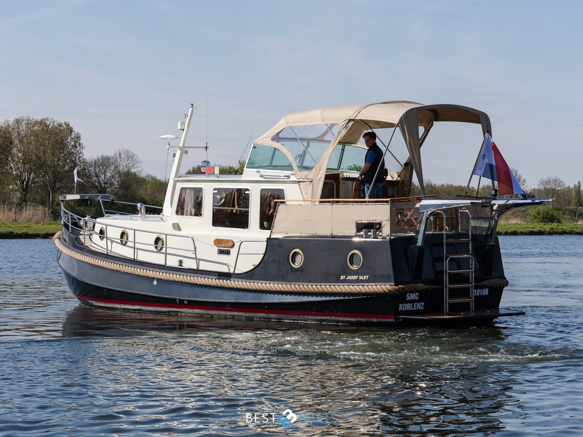 Linssen St. Jozef 1050 Salon