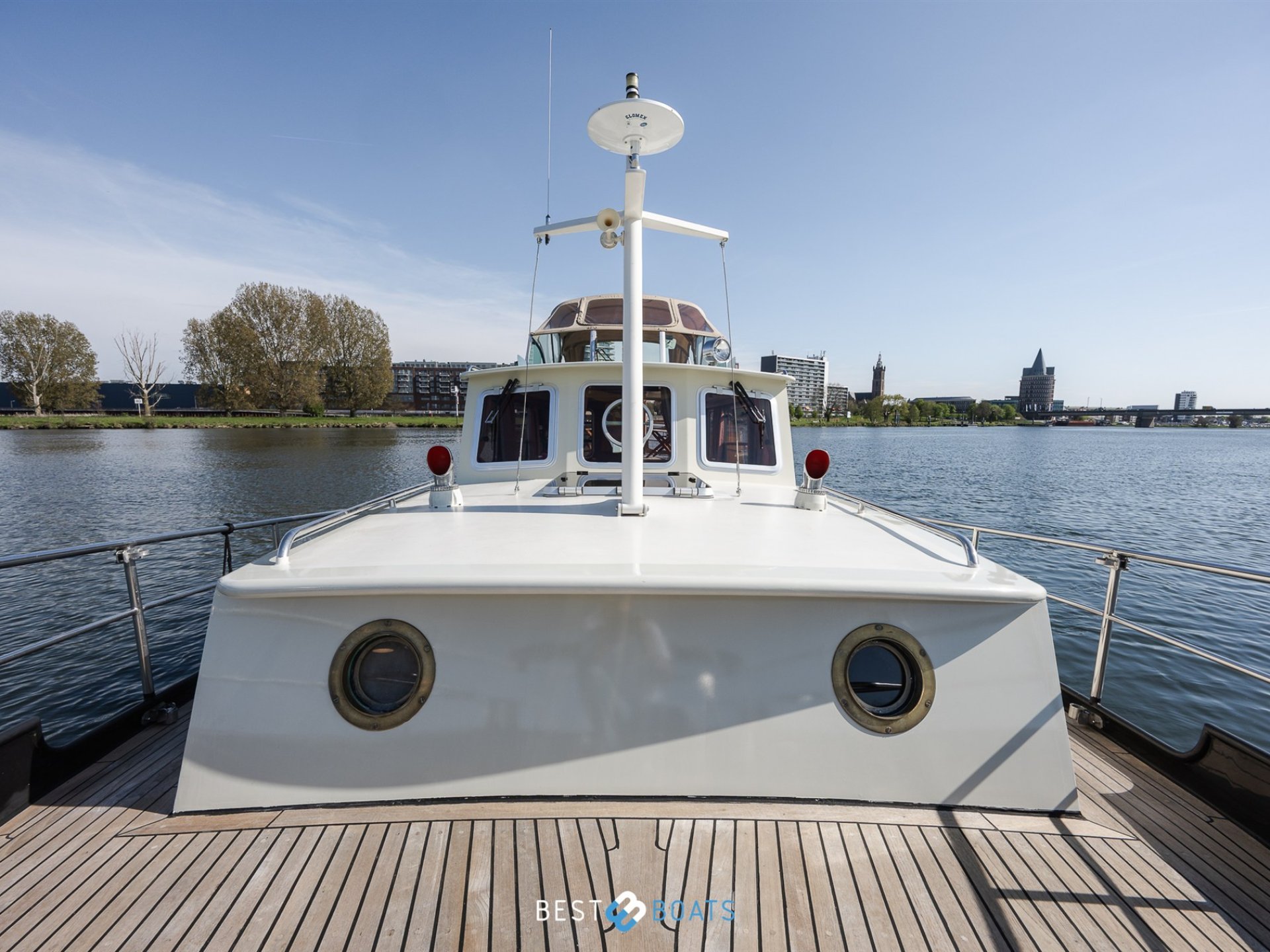 Linssen St. Jozef 1050 Salon