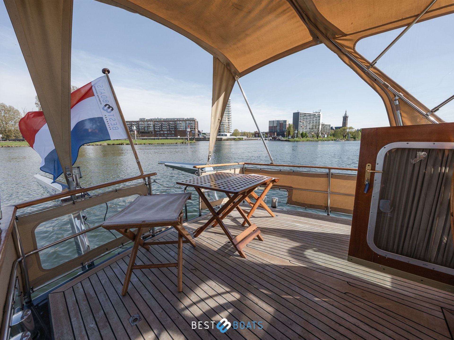 Linssen St. Jozef 1050 Salon