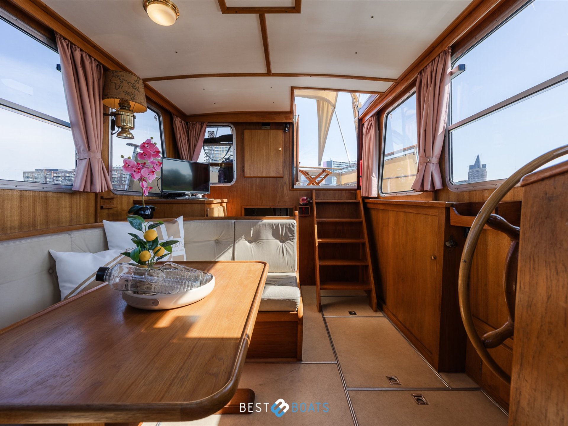 Linssen St. Jozef 1050 Salon
