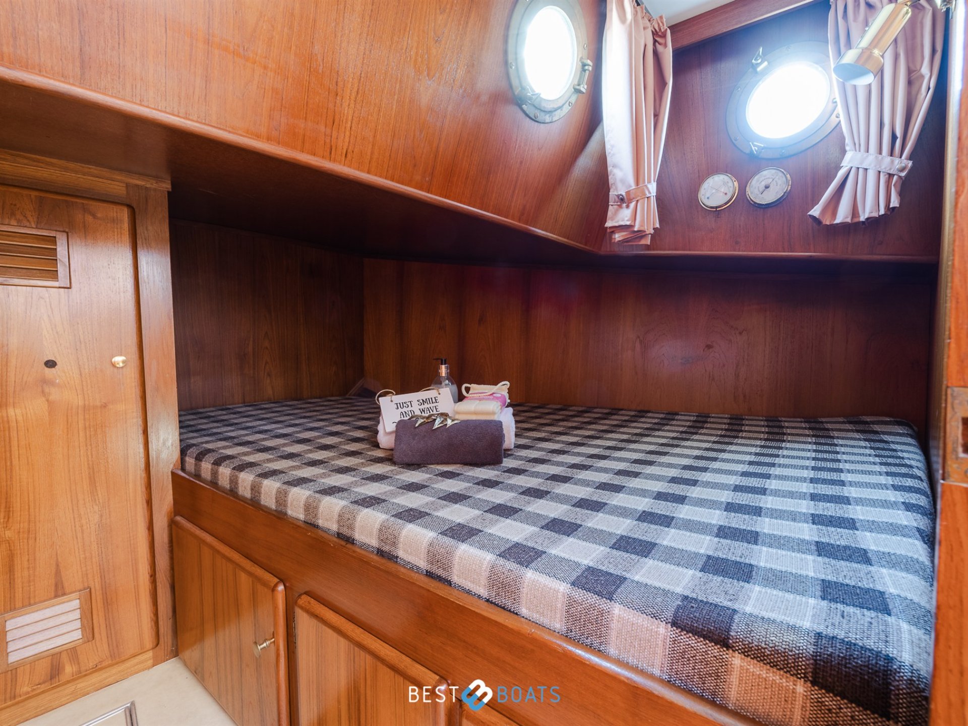 Linssen St. Jozef 1050 Salon