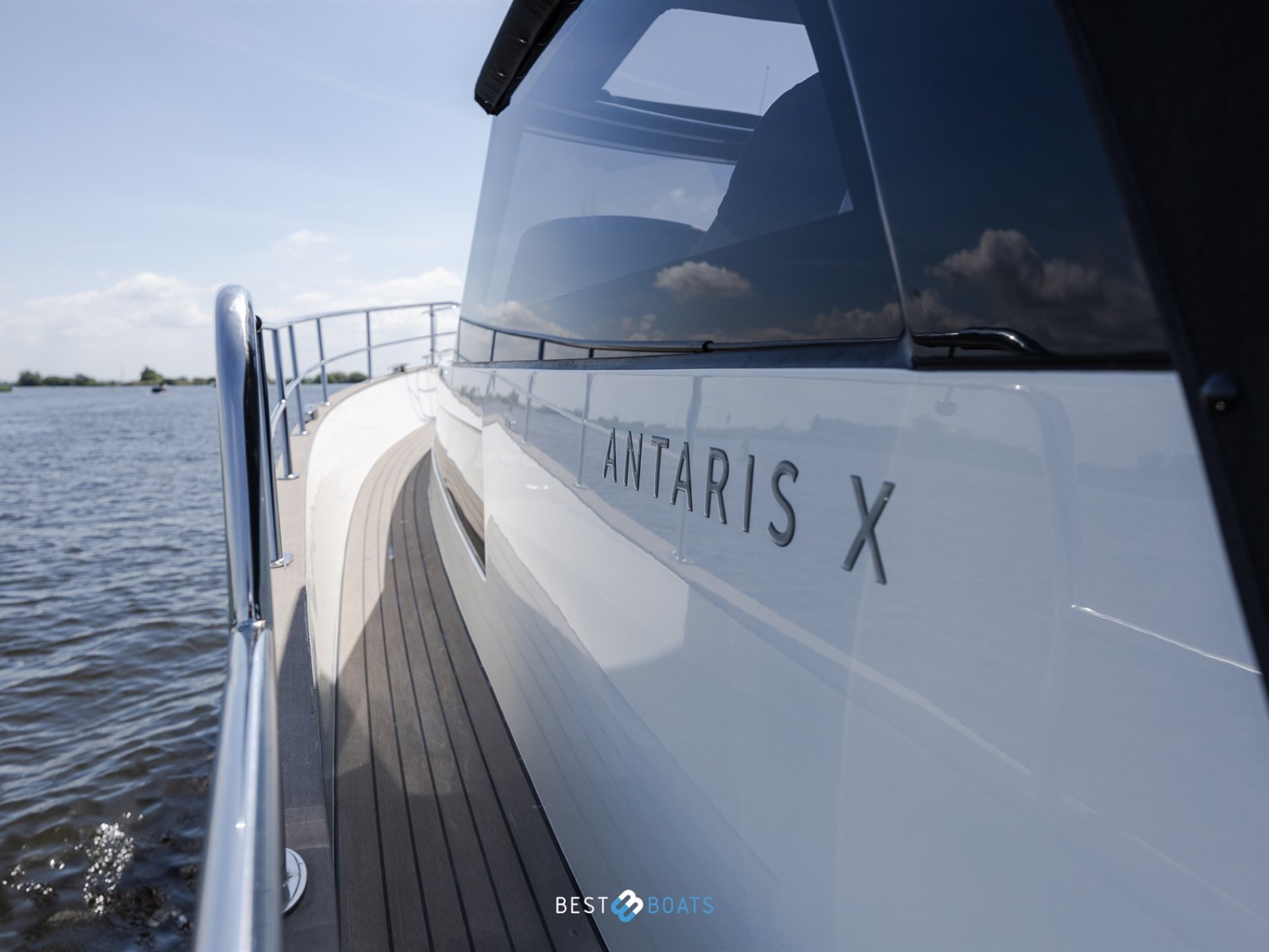 Antaris X