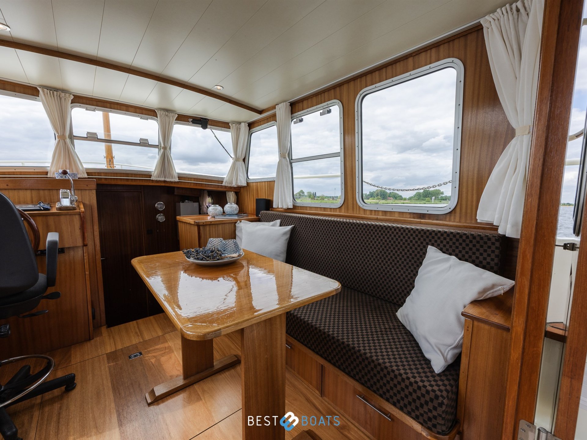 Vripack Yachting 965 OK