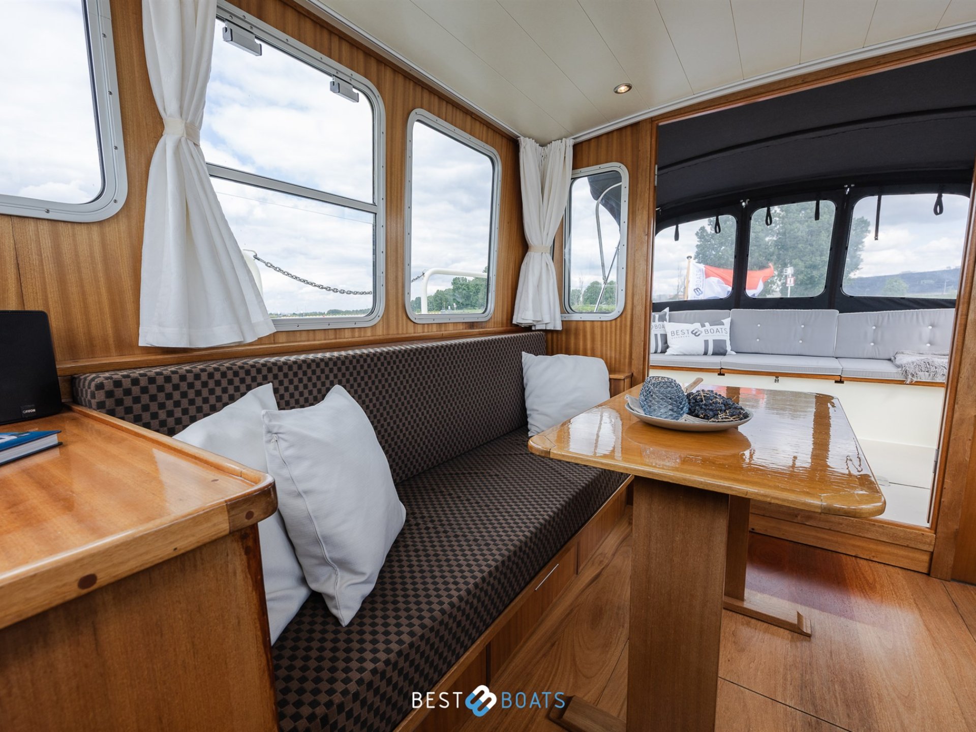 Vripack Yachting 965 OK