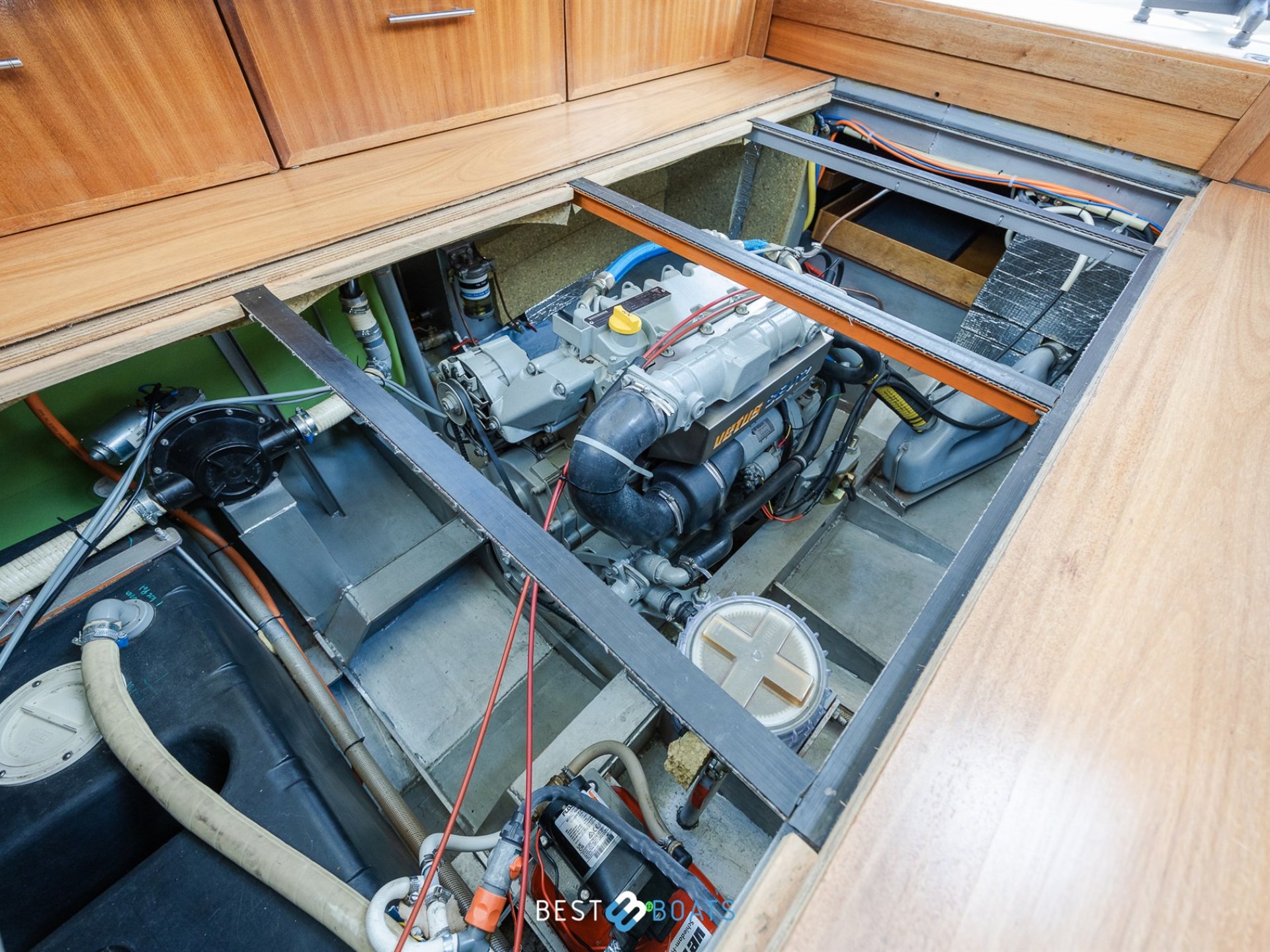 Vripack Yachting 965 OK