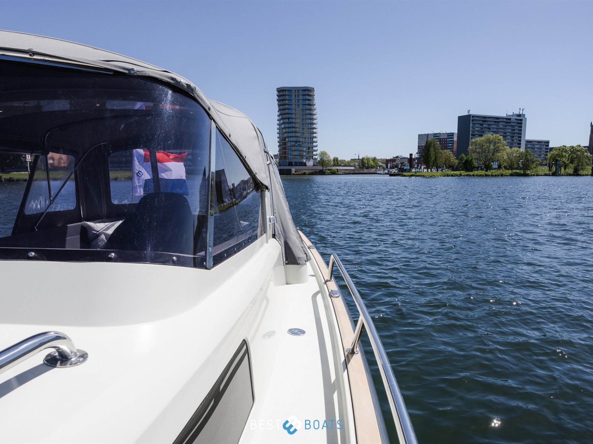Antaris seventy7 cabin - SOLD
