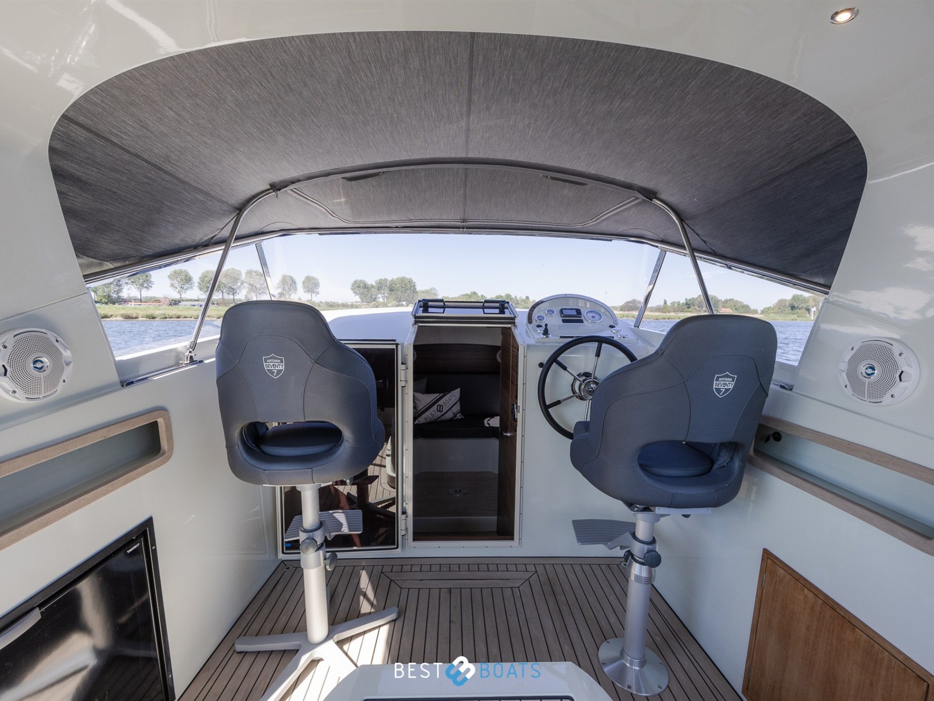 Antaris seventy7 cabin - SOLD