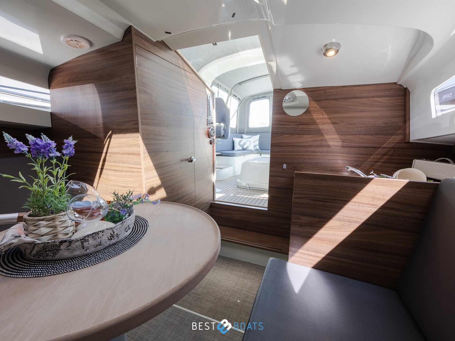 Antaris seventy7 cabin - SOLD