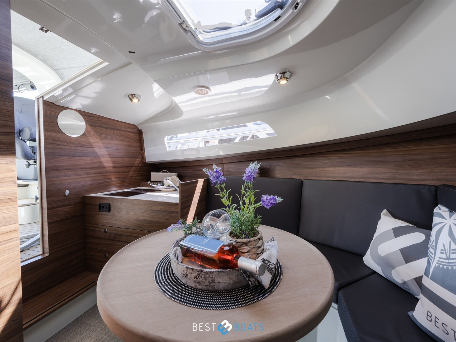 Antaris seventy7 cabin - SOLD