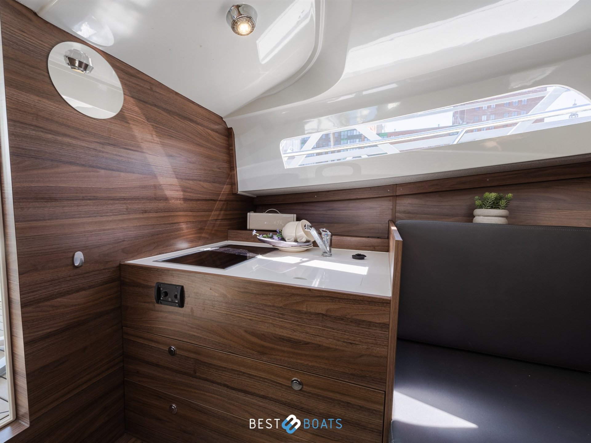 Antaris seventy7 cabin - SOLD