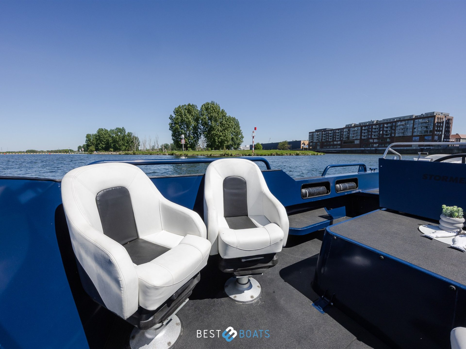 Stormer Marine Tender R75