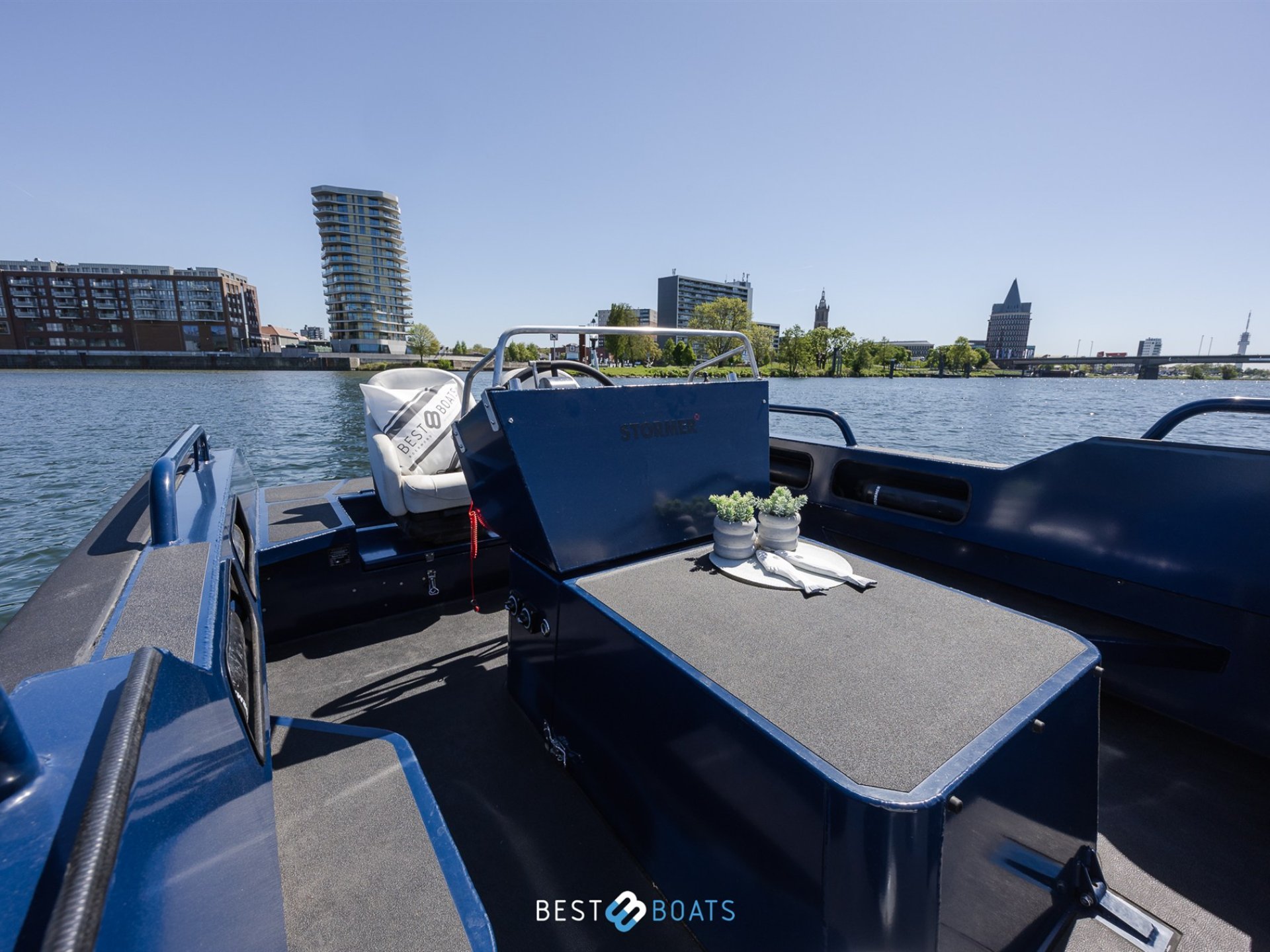 Stormer Marine Tender R75