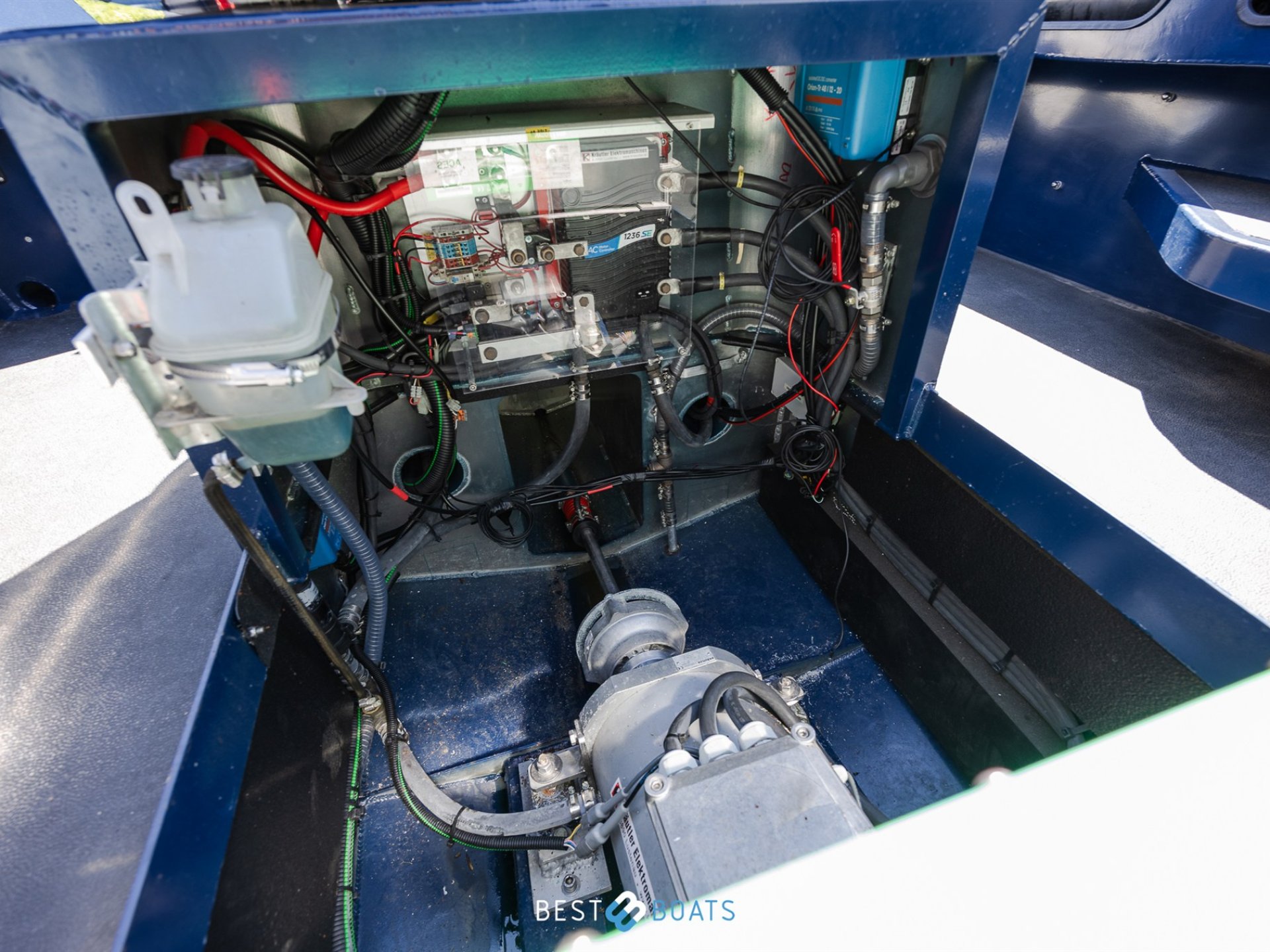 Stormer Marine Tender R75