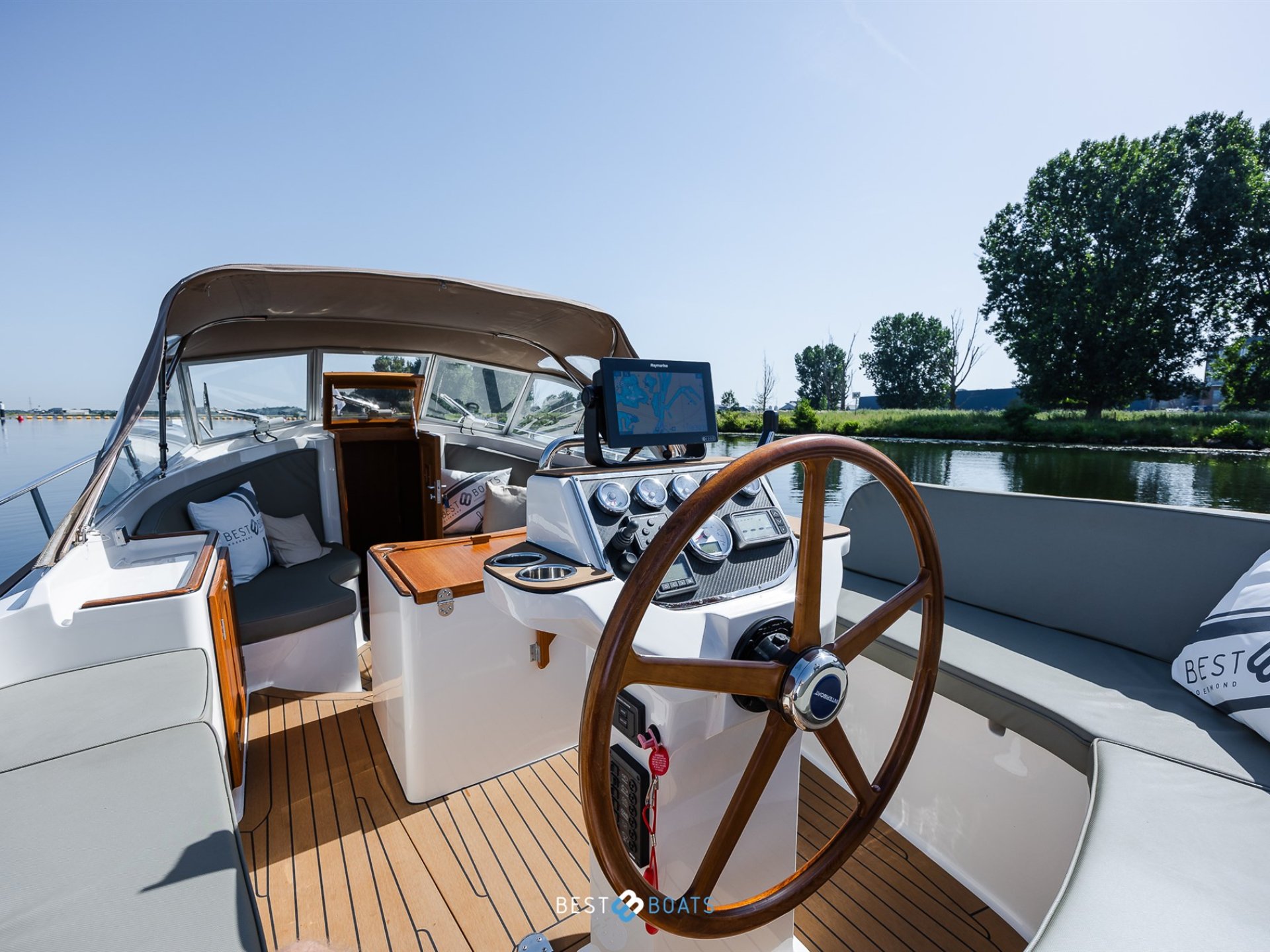 Interboat Intercruiser 27 Cabin