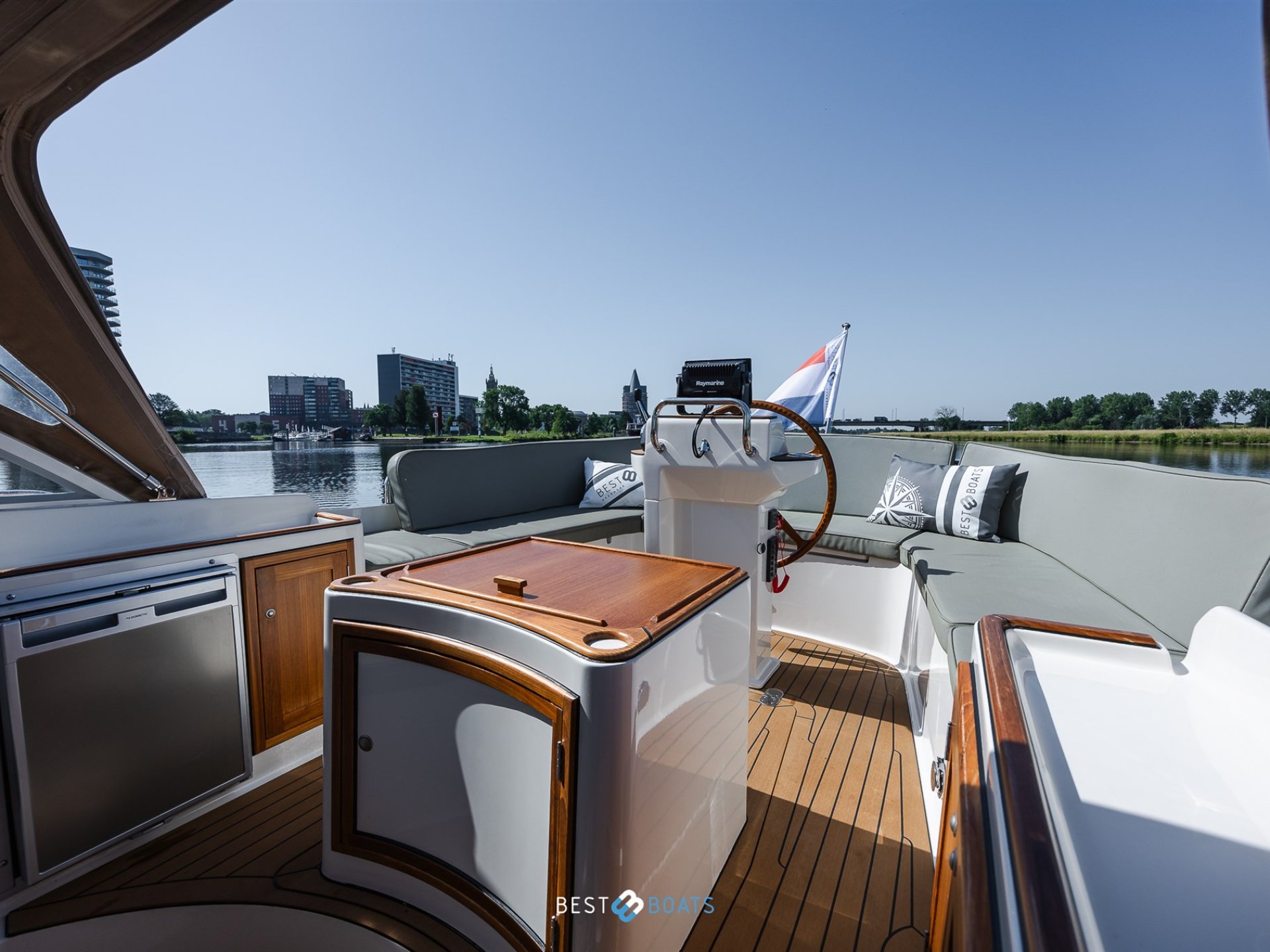 Interboat Intercruiser 27 Cabin