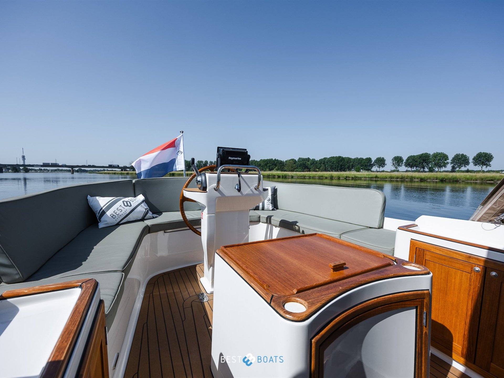 Interboat Intercruiser 27 Cabin