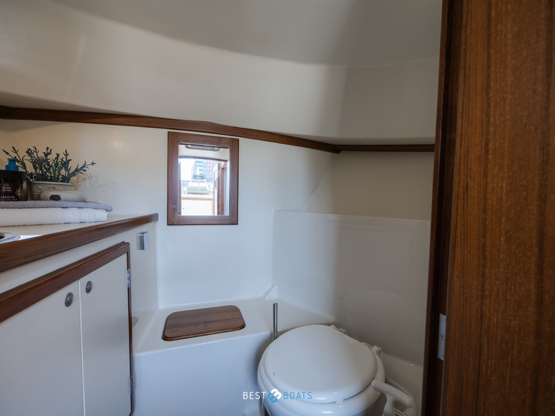 Interboat Intercruiser 27 Cabin