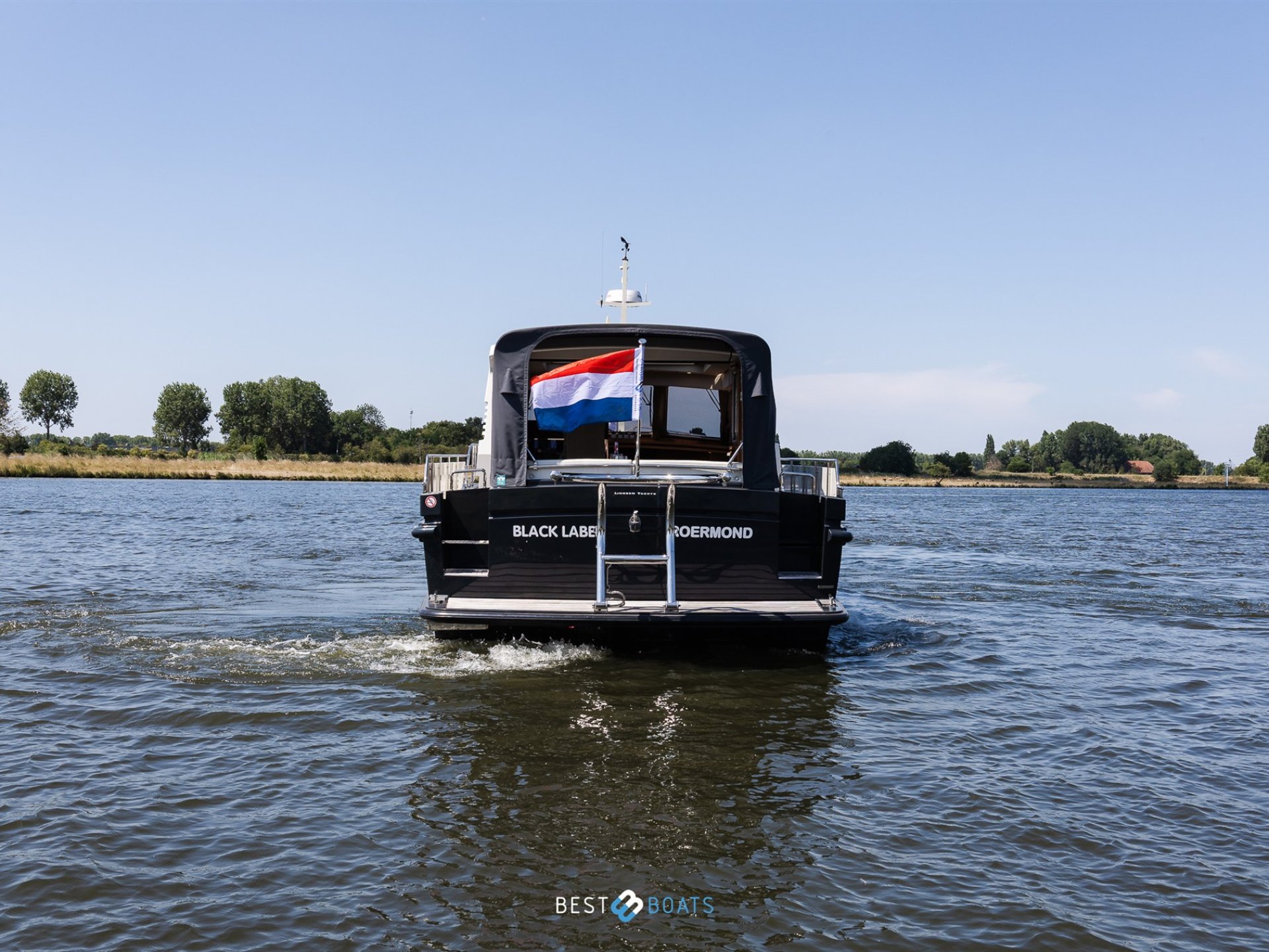 Linssen Grand Sturdy 470 Sedan Wheelhouse