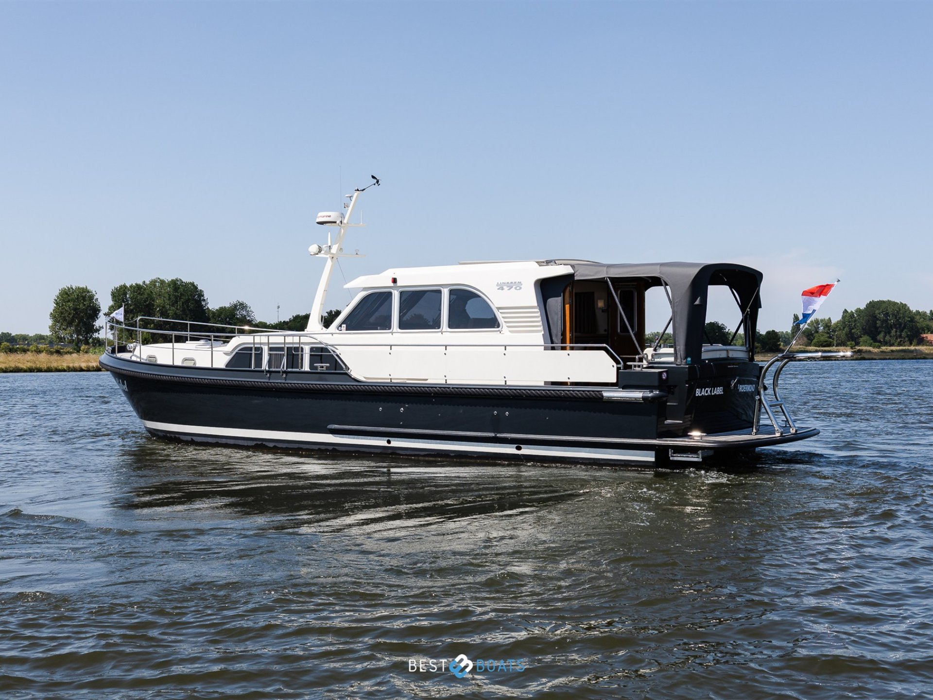 Linssen Grand Sturdy 470 Sedan Wheelhouse
