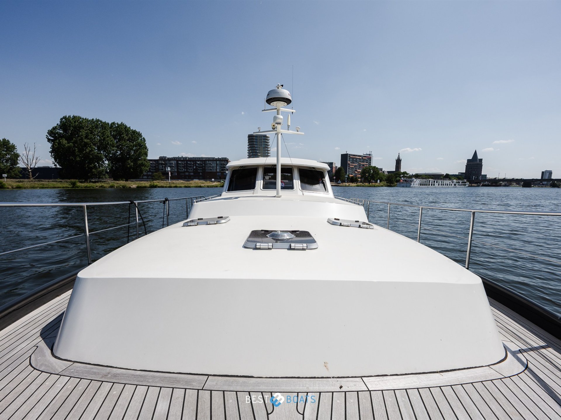 Linssen Grand Sturdy 470 Sedan Wheelhouse