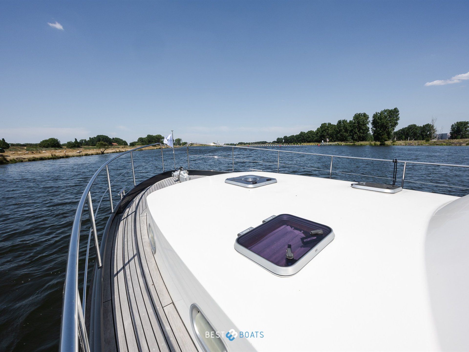 Linssen Grand Sturdy 470 Sedan Wheelhouse