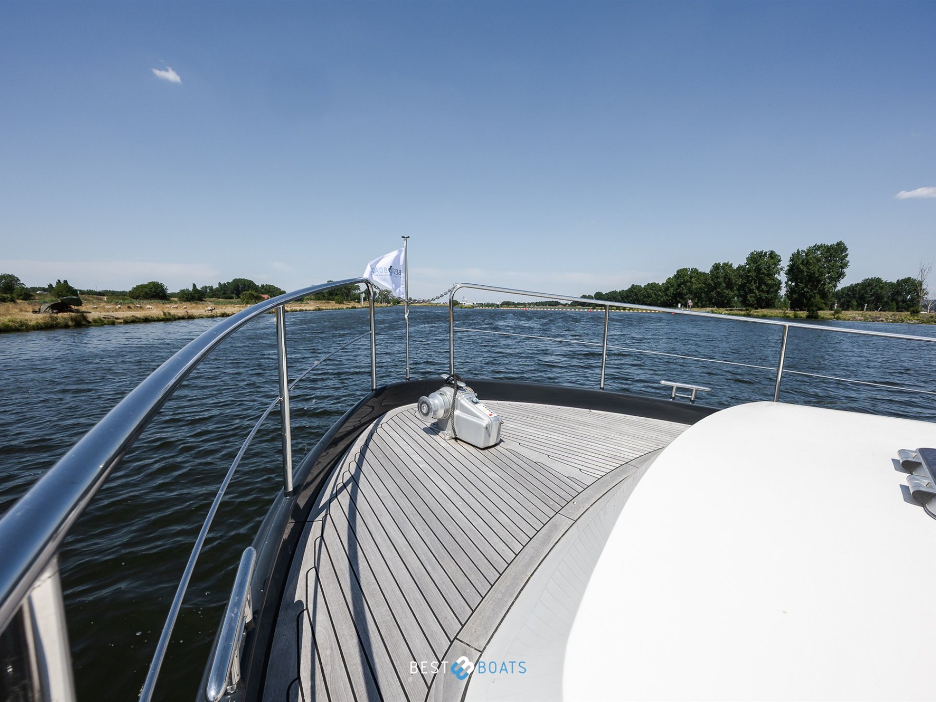 Linssen Grand Sturdy 470 Sedan Wheelhouse