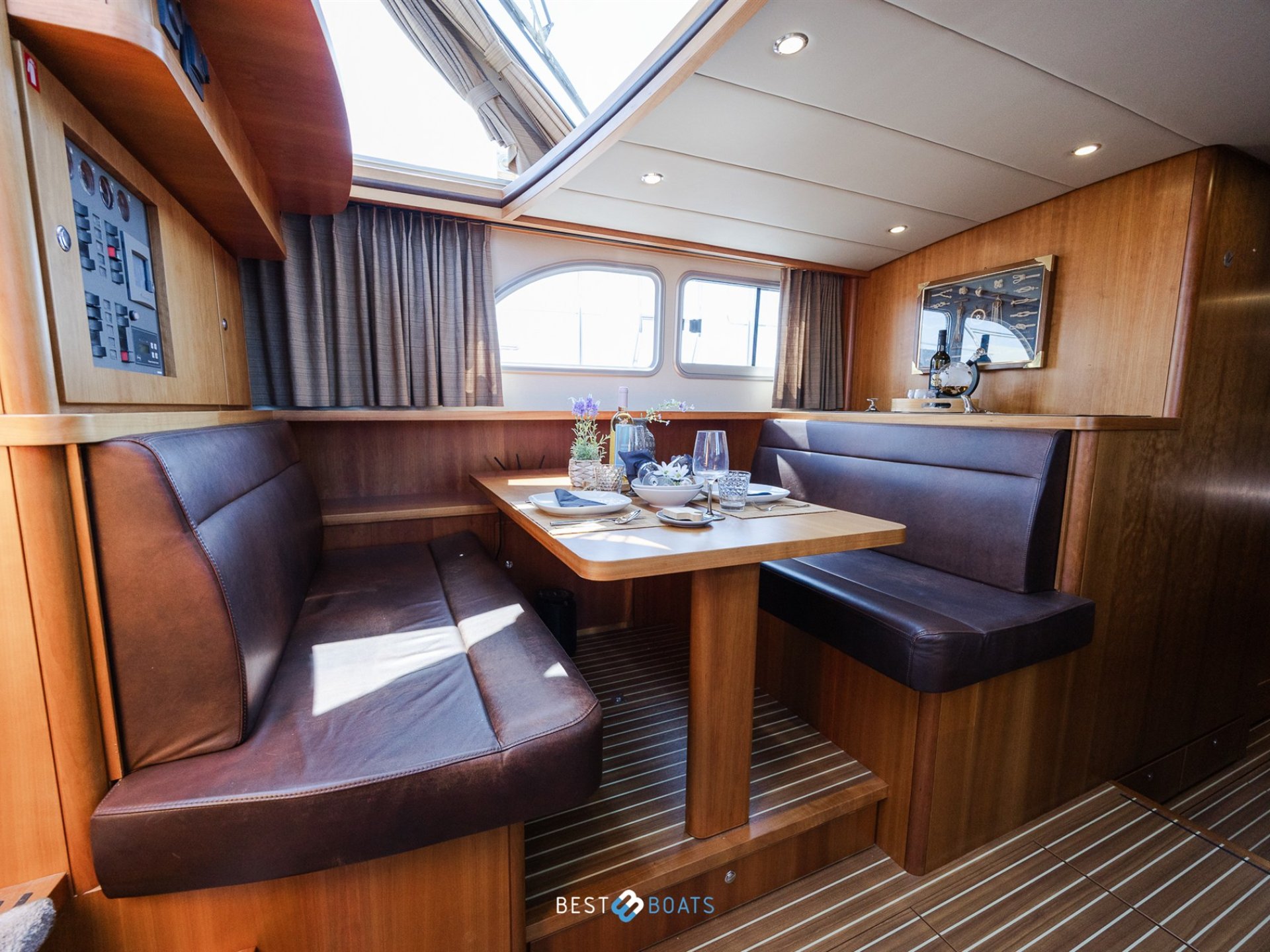 Linssen Grand Sturdy 470 Sedan Wheelhouse