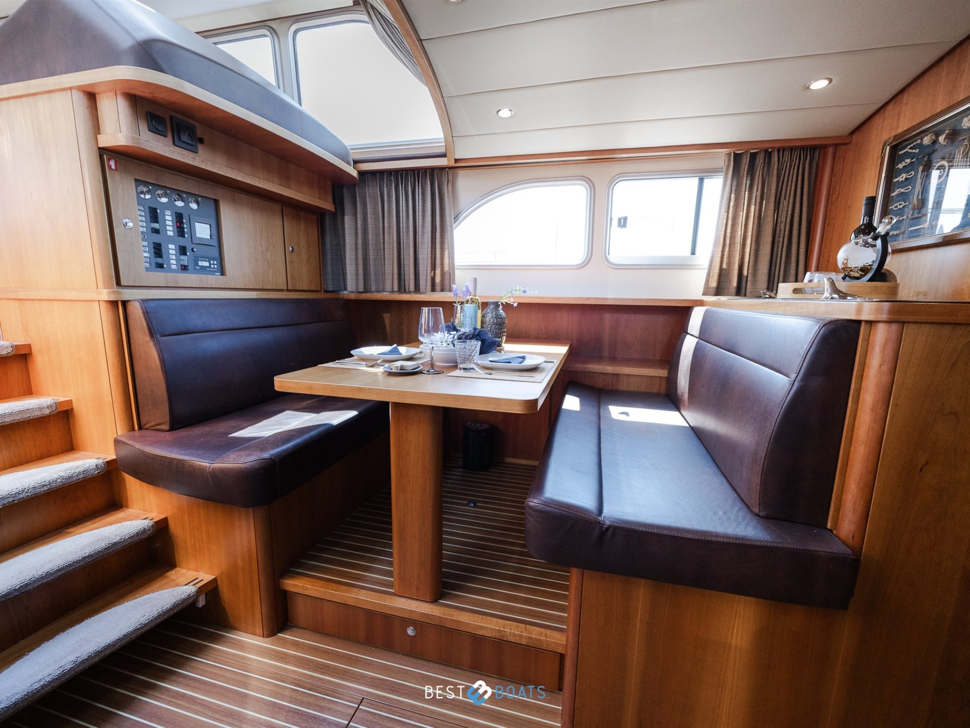 Linssen Grand Sturdy 470 Sedan Wheelhouse