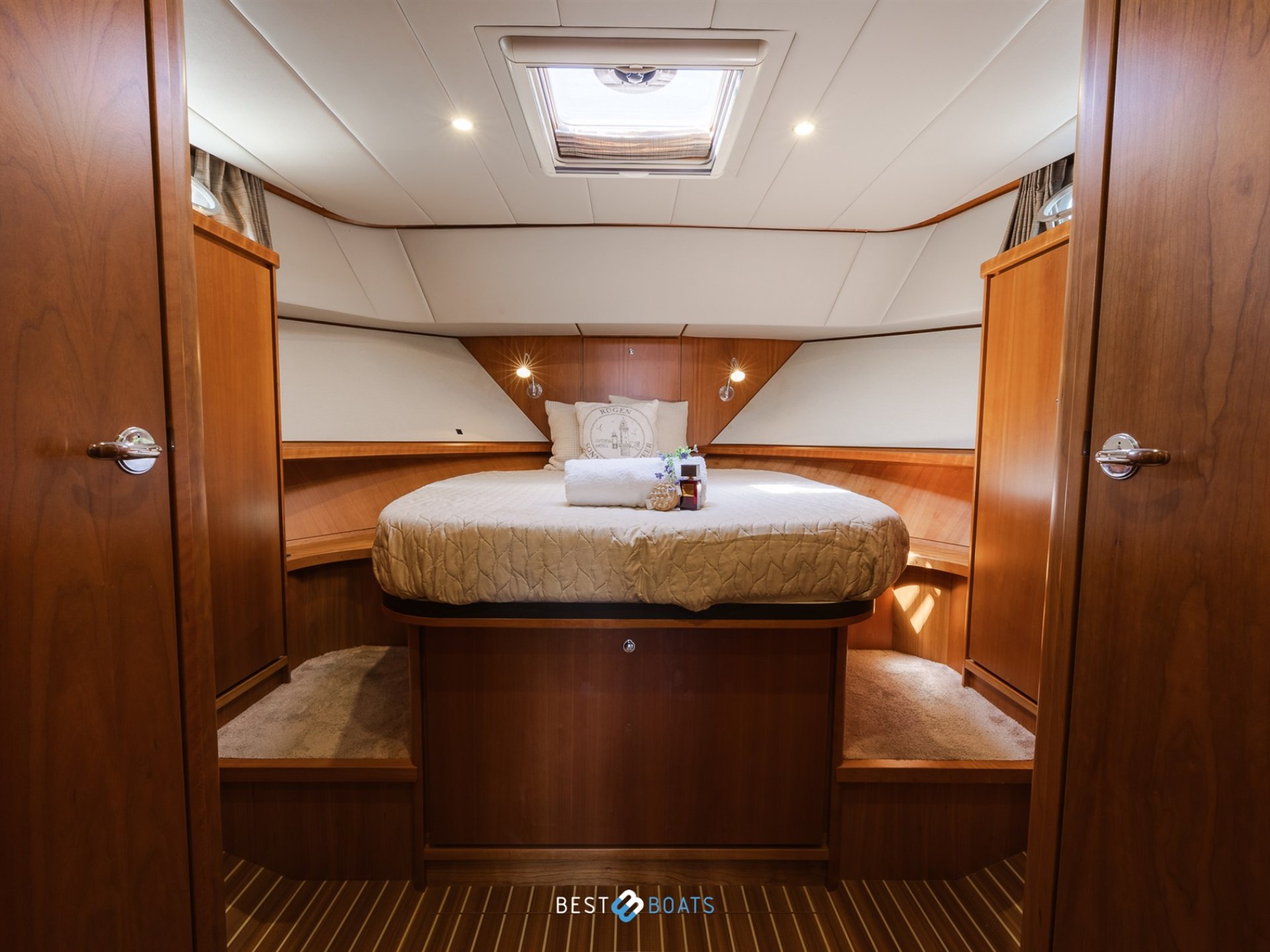 Linssen Grand Sturdy 470 Sedan Wheelhouse