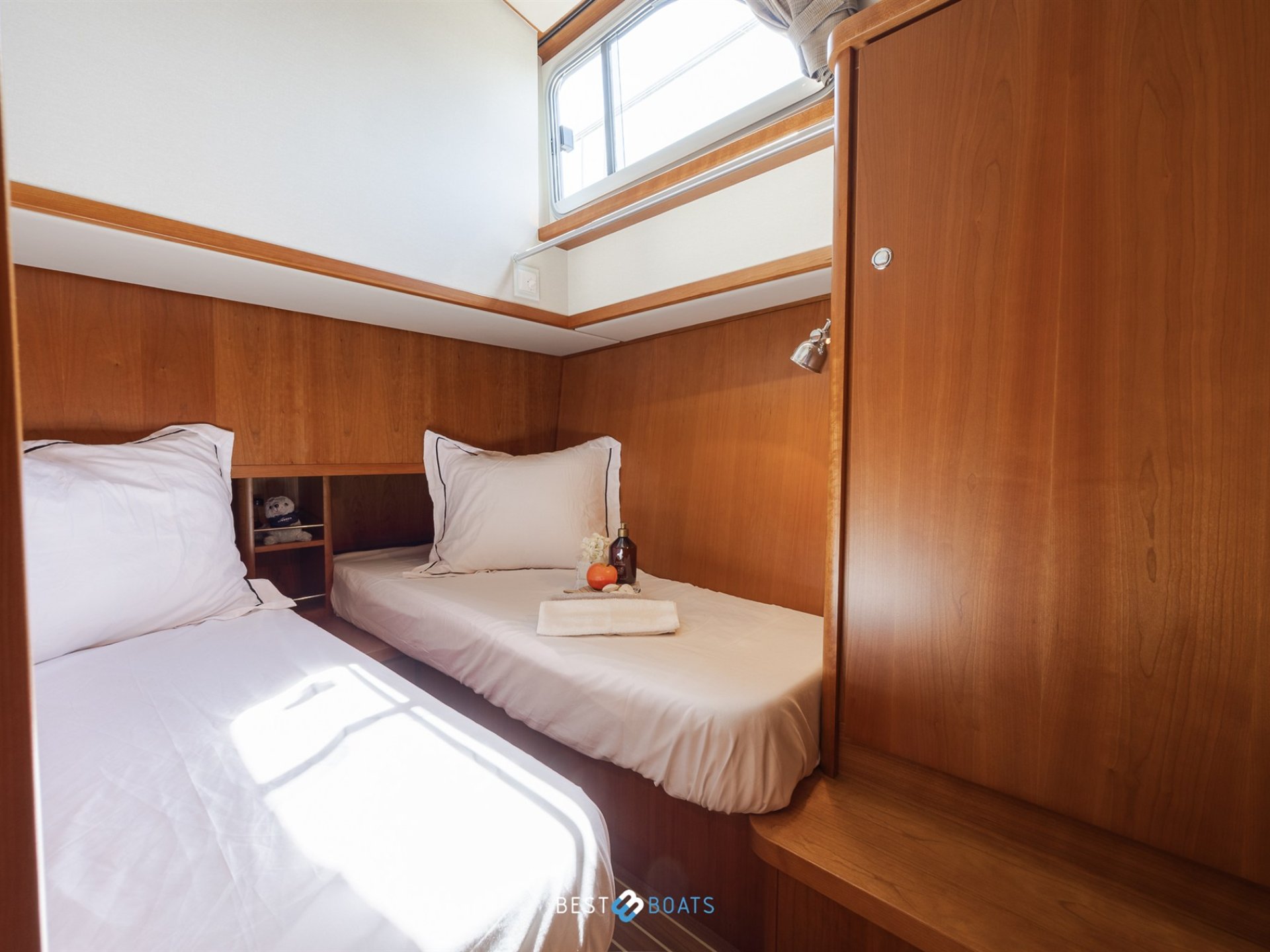 Linssen Grand Sturdy 470 Sedan Wheelhouse