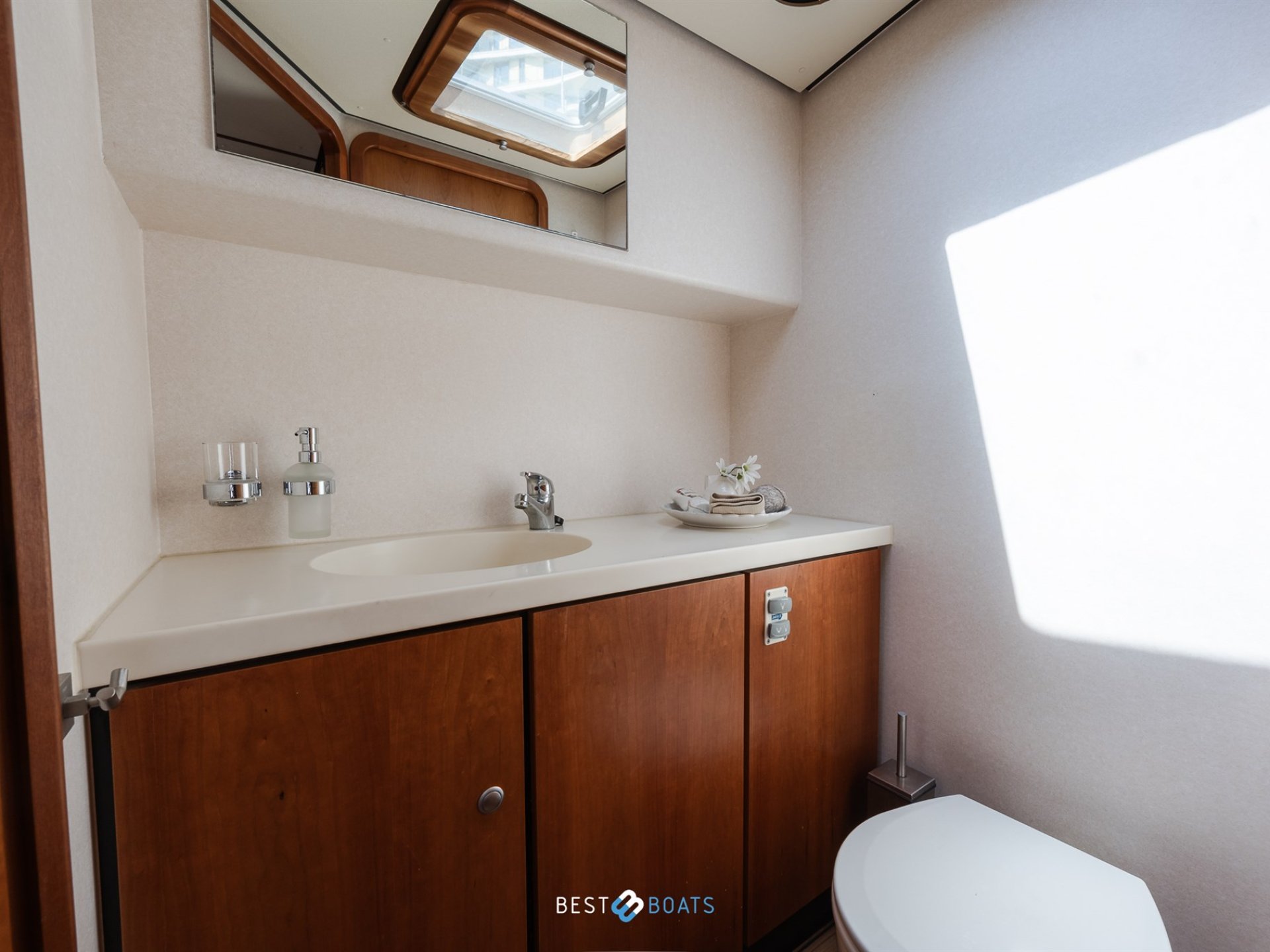 Linssen Grand Sturdy 40.9 AC