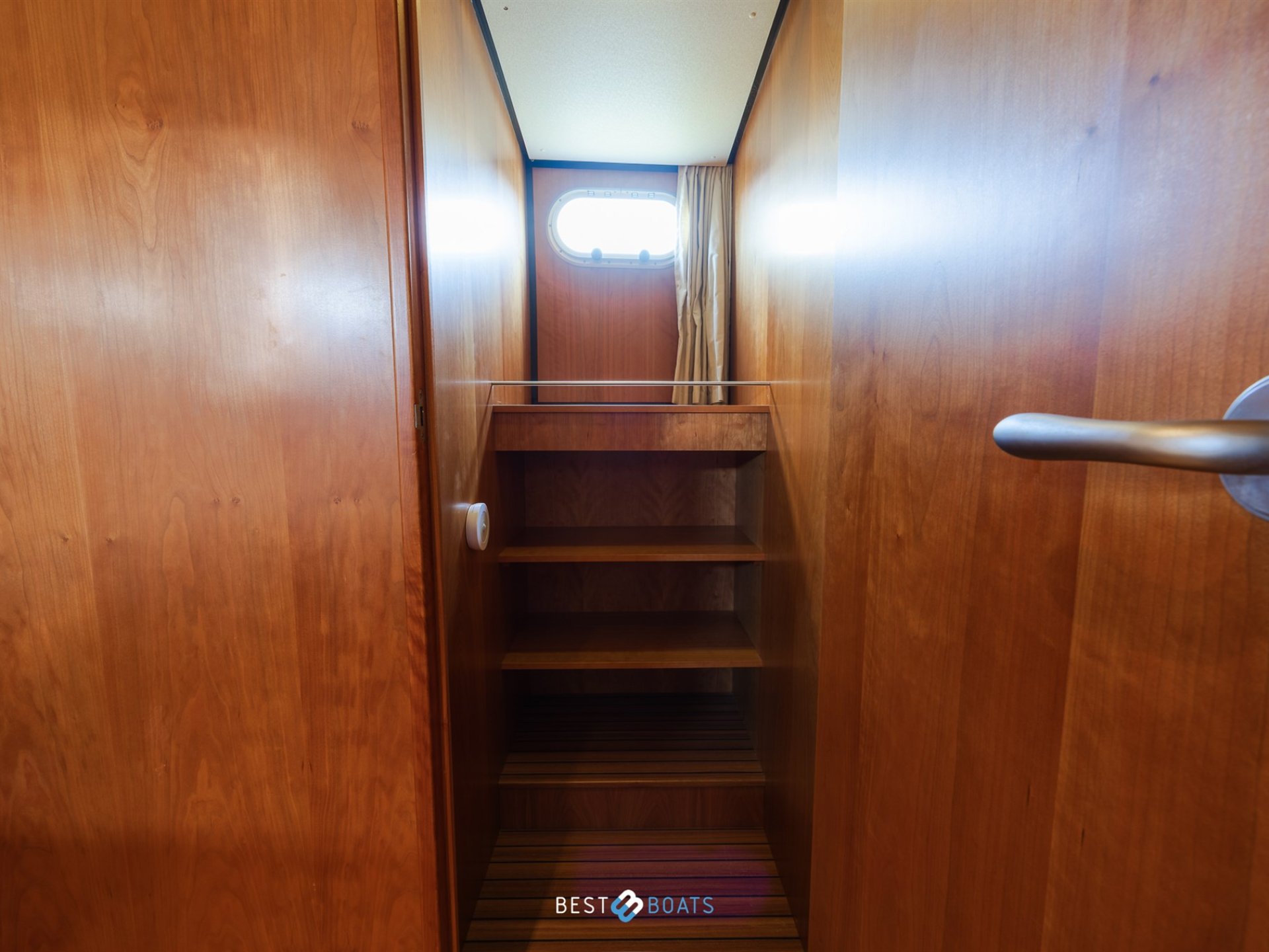 Linssen Grand Sturdy 40.9 AC